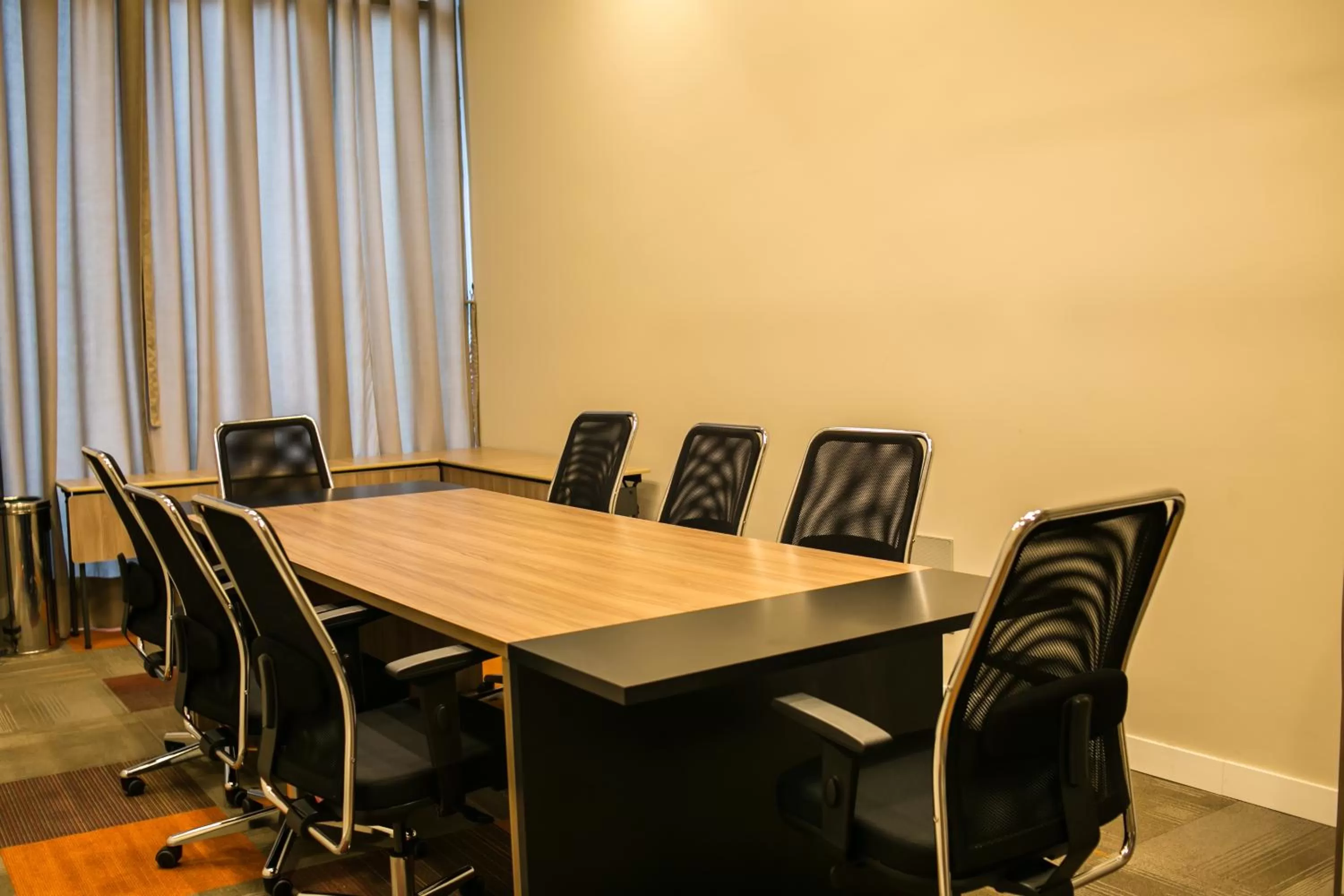 Meeting/conference room in Rio Hotel by Bourbon Ciudad Del Este