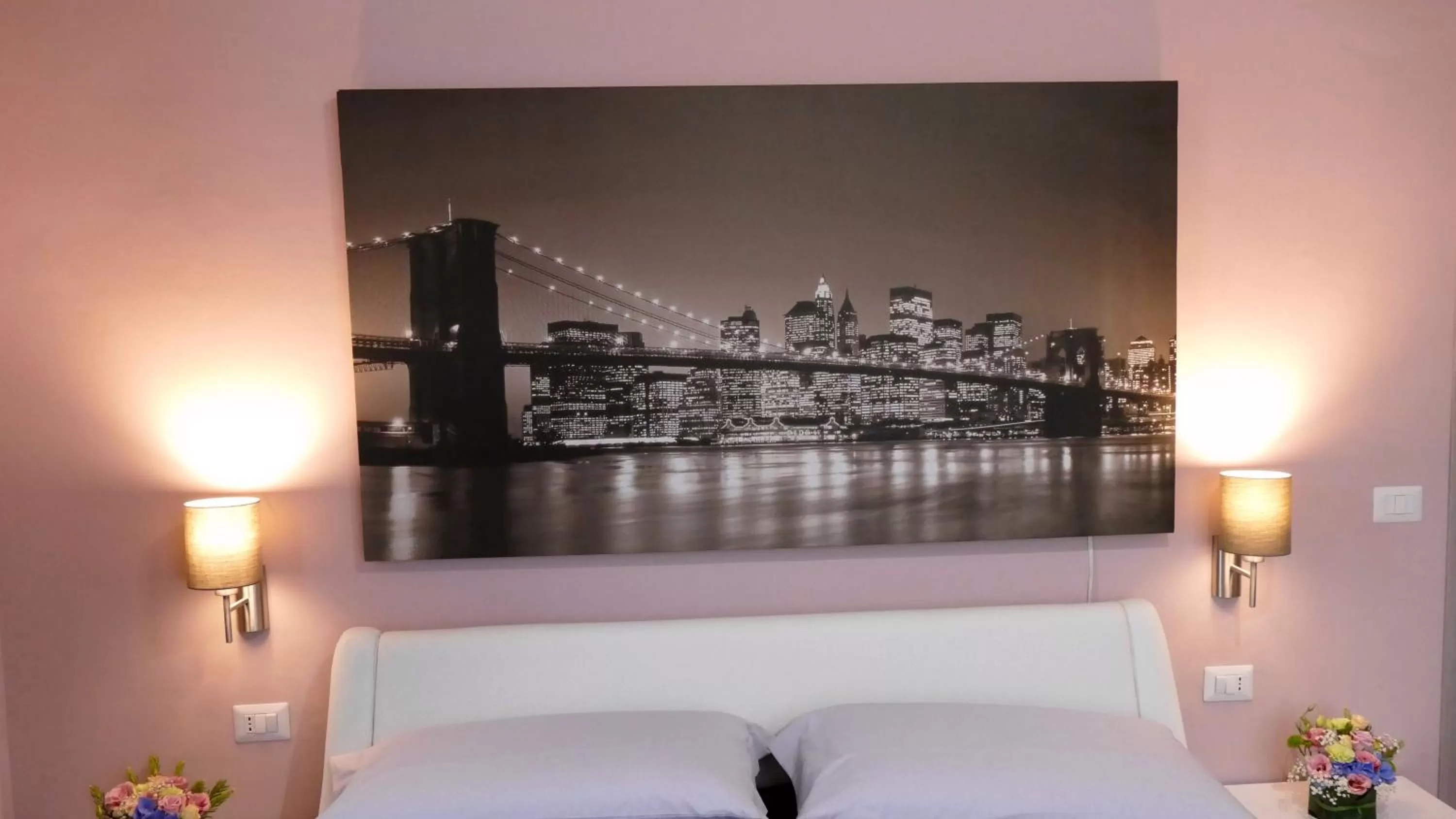 Photo of the whole room, Bed in Cairoli Exclusive Rooms & Suite