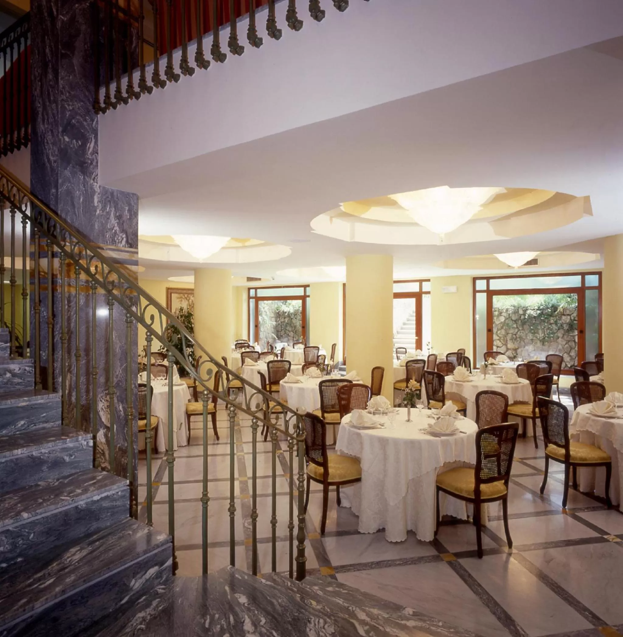 Restaurant/places to eat in Hotel Zi' Teresa