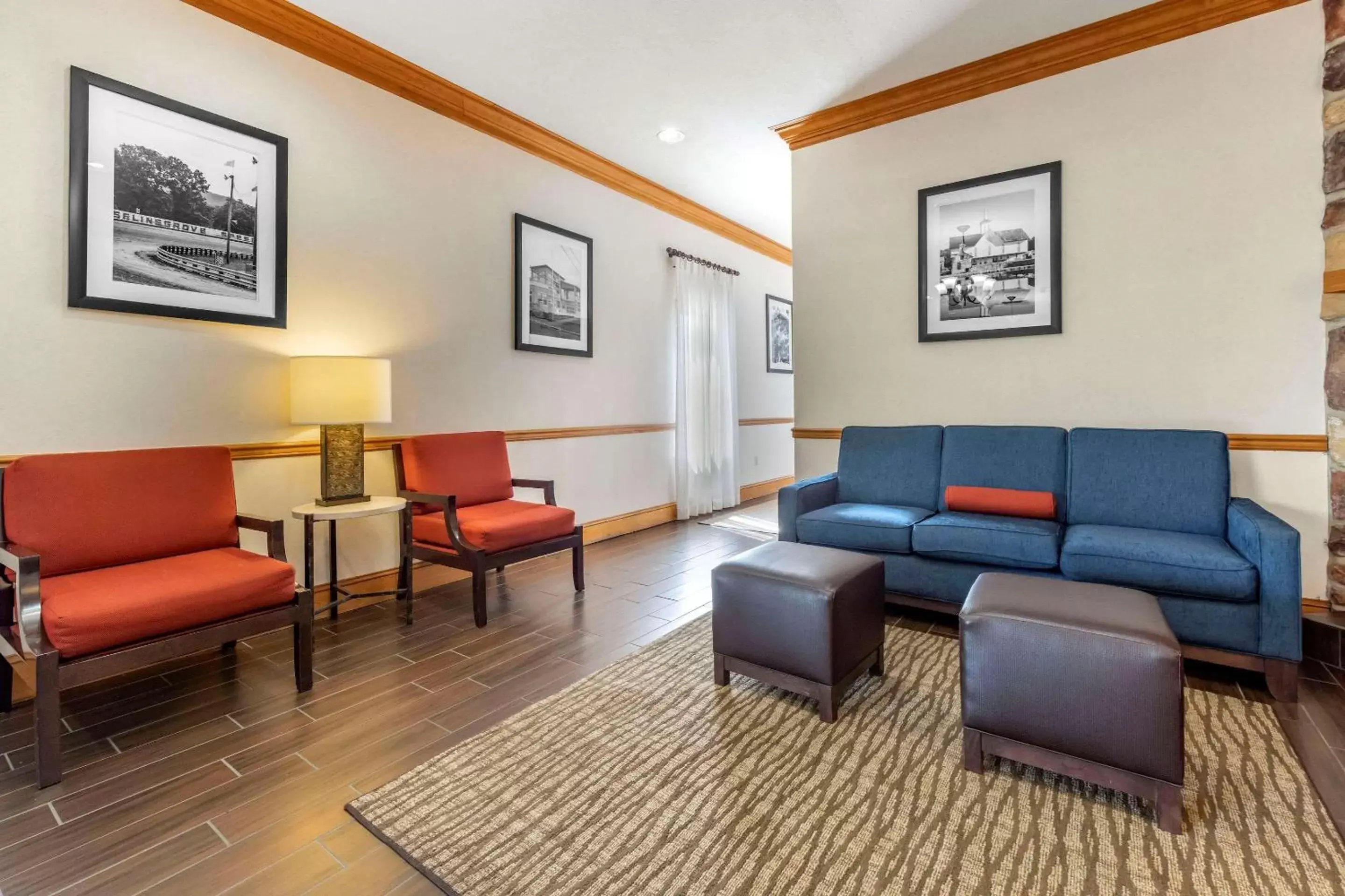 Lobby or reception, Seating Area in Quality Inn Selinsgrove