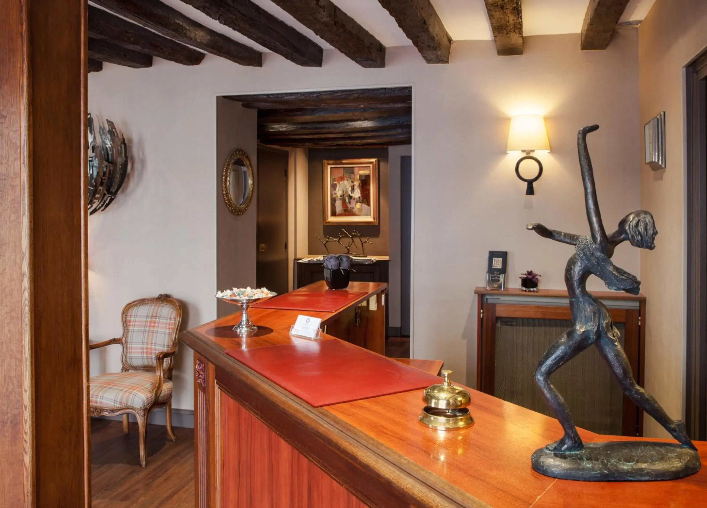 Lobby or reception, Lounge/Bar in HÃ´tel la Residence Du Berry