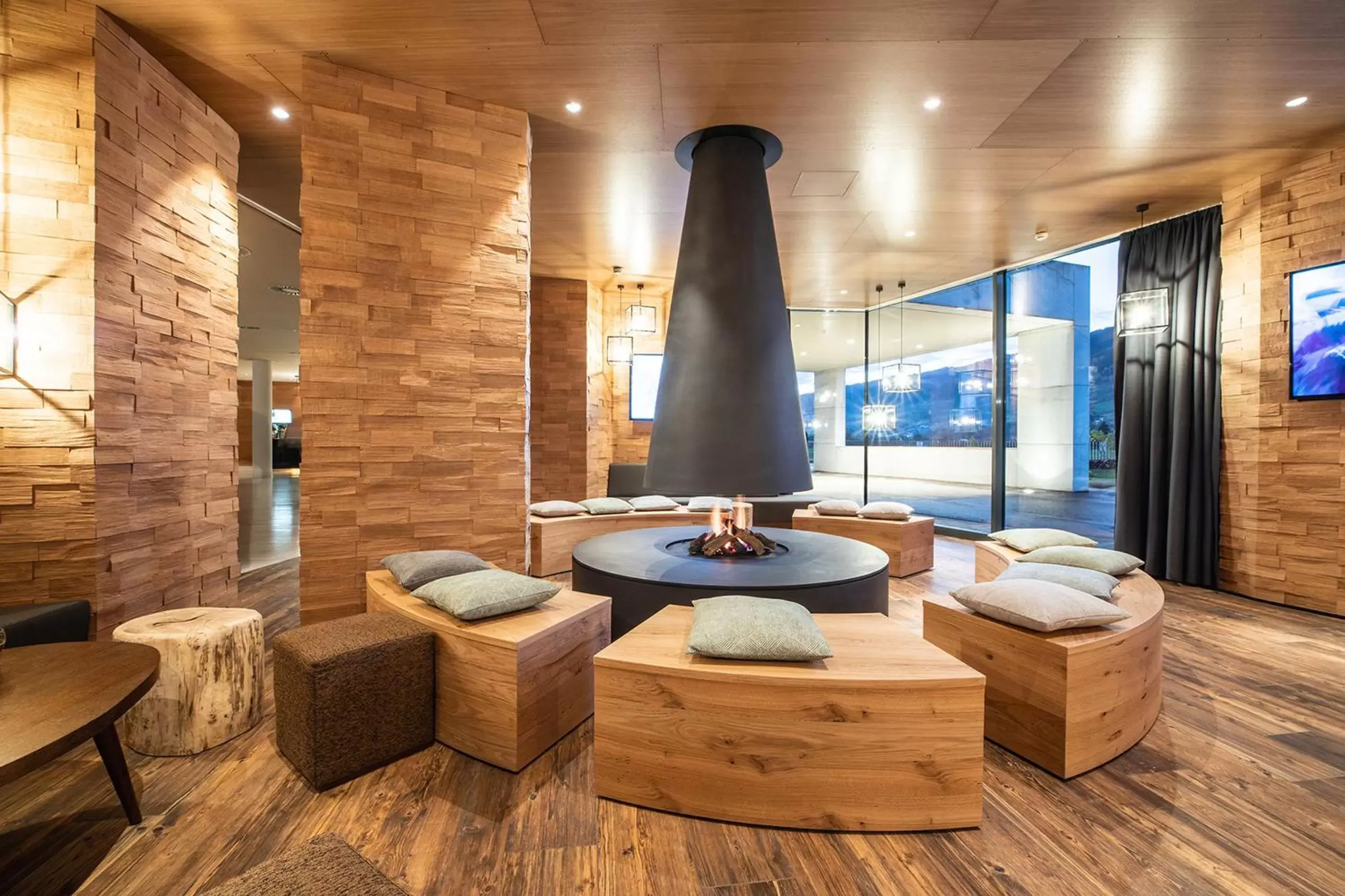 Lounge or bar, Bathroom in Tauern Spa Hotel & Therme