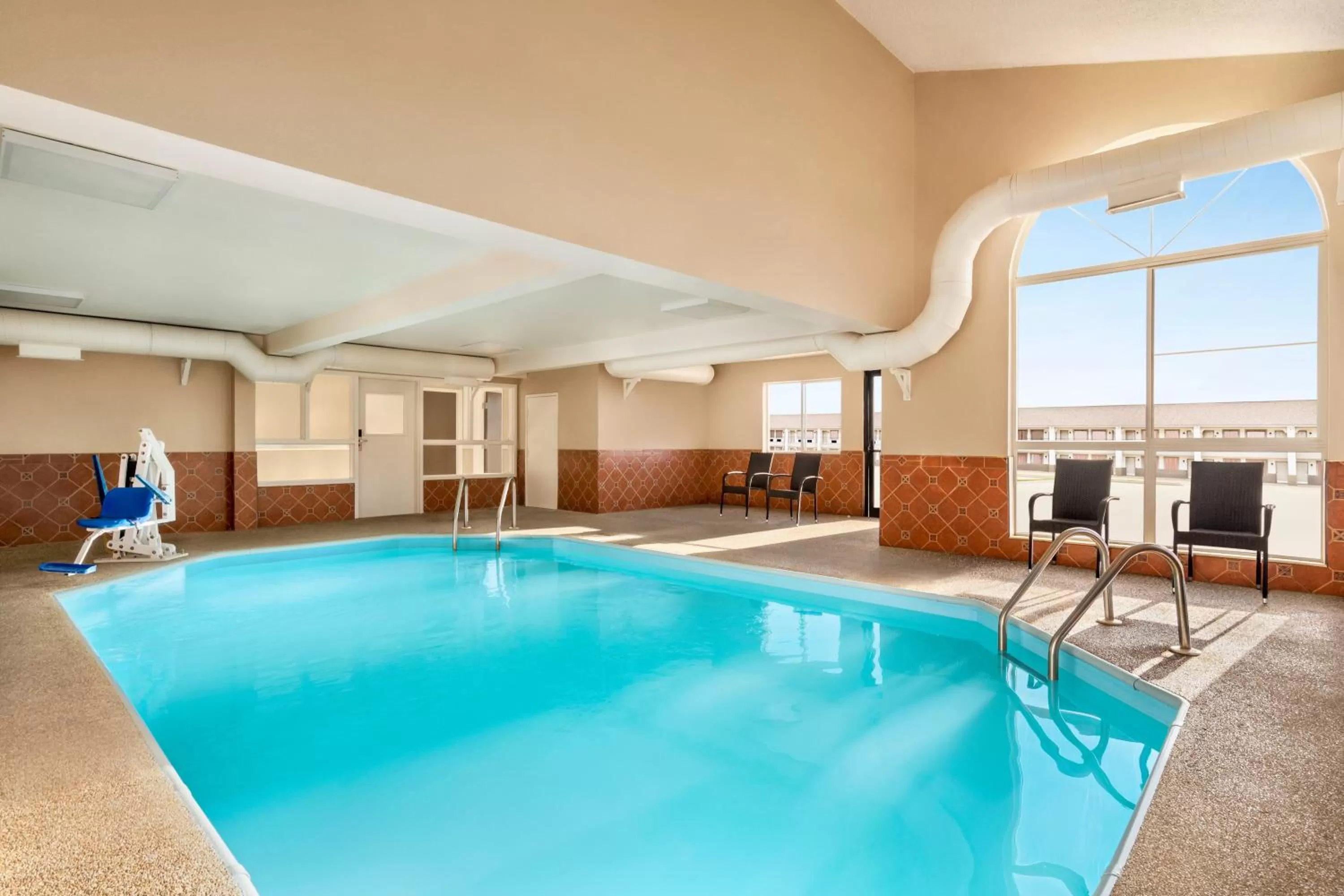 Swimming pool in Super 8 by Wyndham Liberal KS