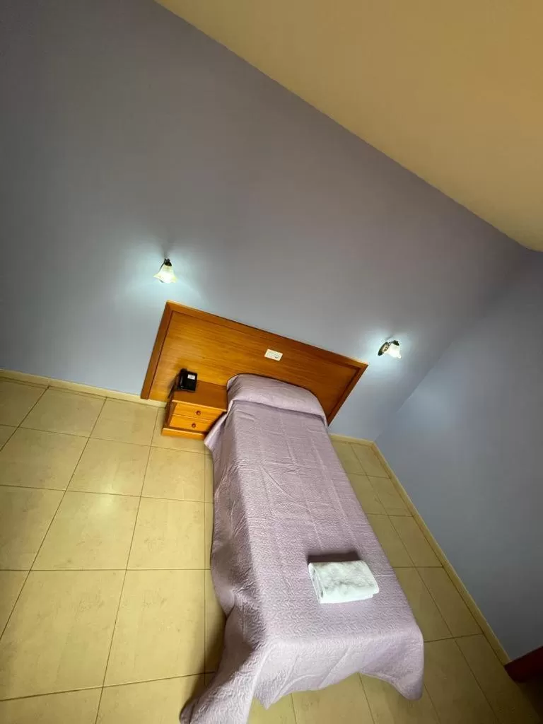 Bed in HOTEL Restaurante la barca