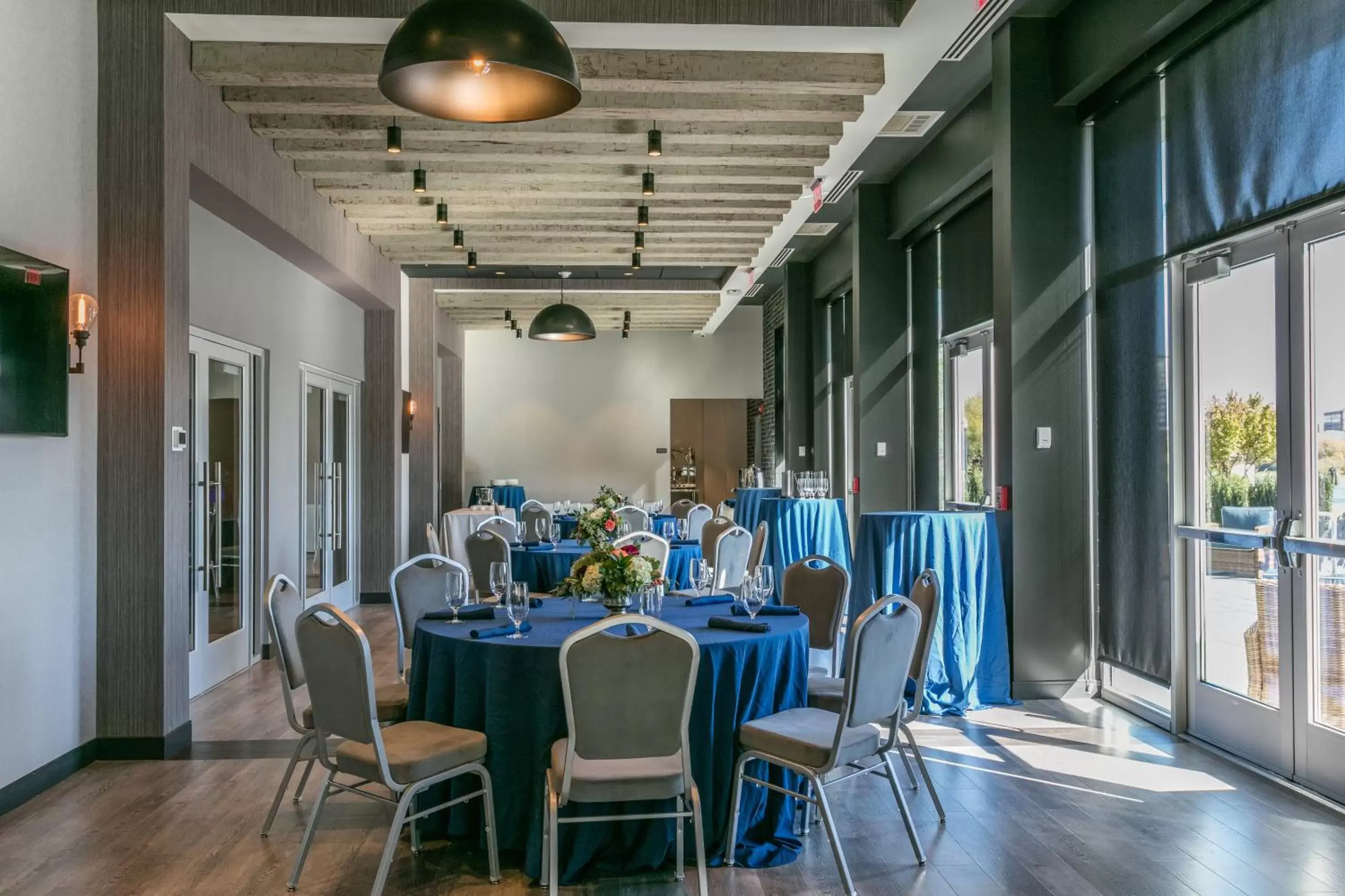 Banquet/Function facilities, Restaurant/Places to Eat in Hyatt Place Wilmington Riverfront