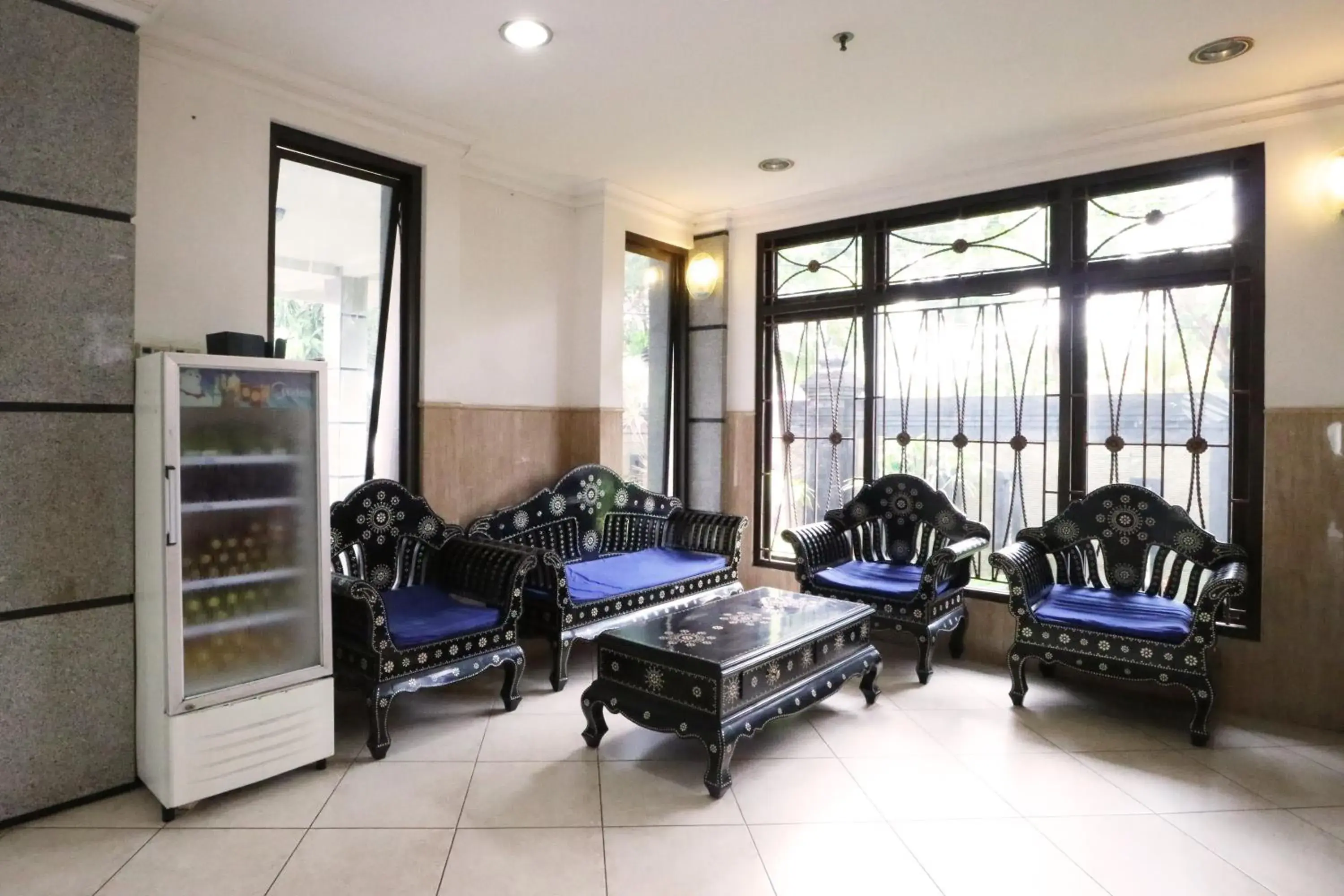 Lobby or reception, Seating Area in Bali Paradise City Hotel