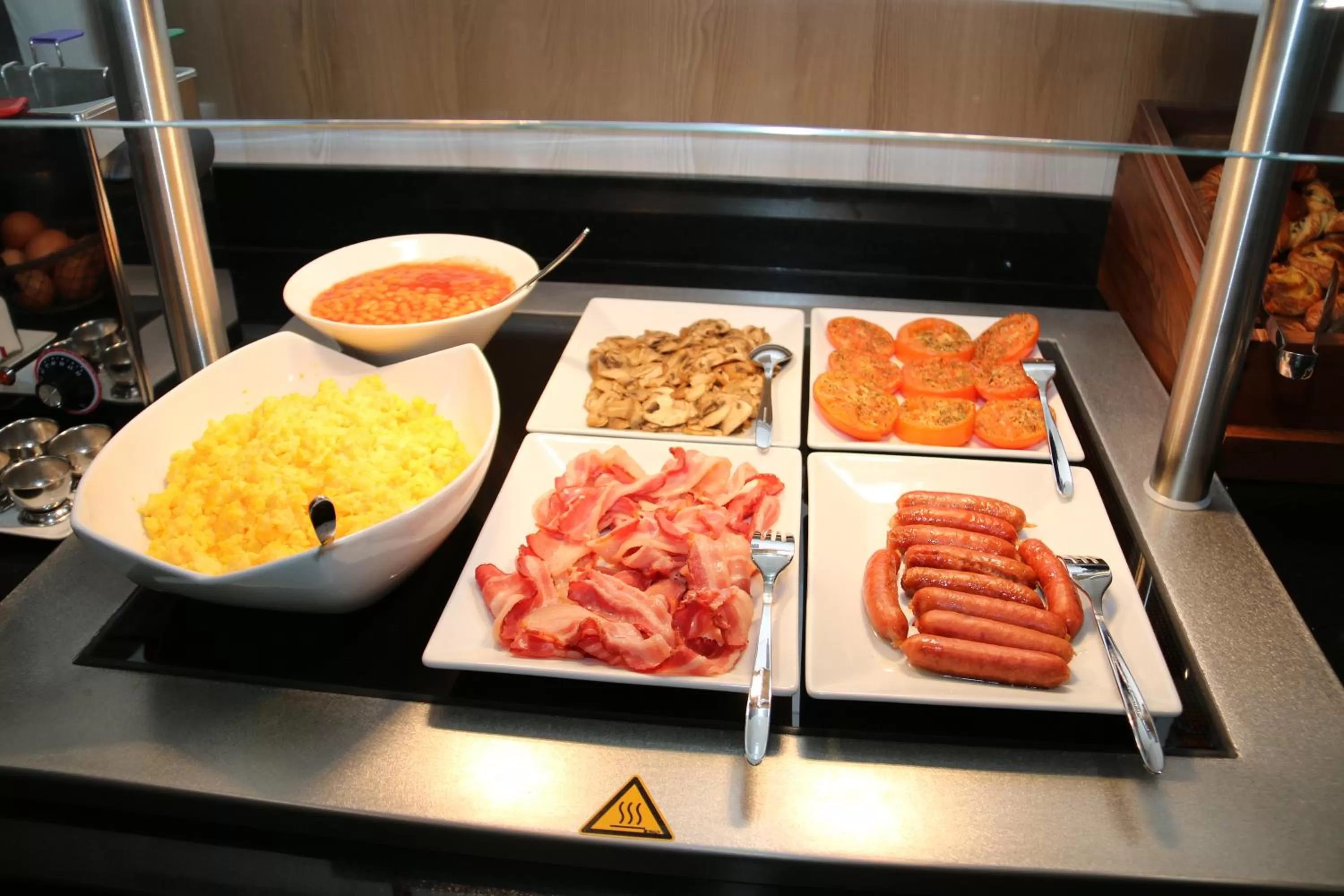 American breakfast in GOLDEN TULIP CANNES HOTEL de PARIS