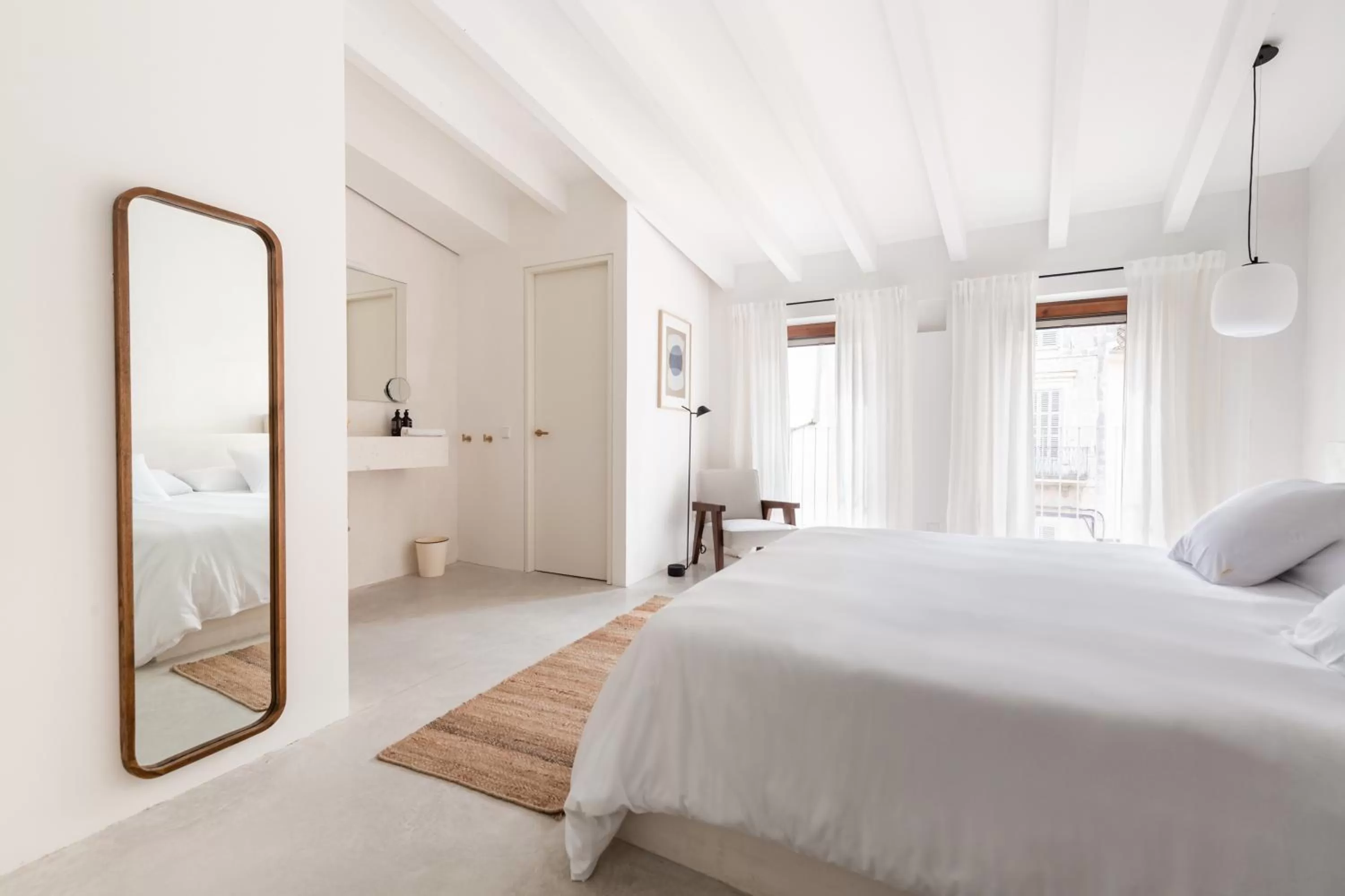 Bedroom, Bed in Meem Townhouse