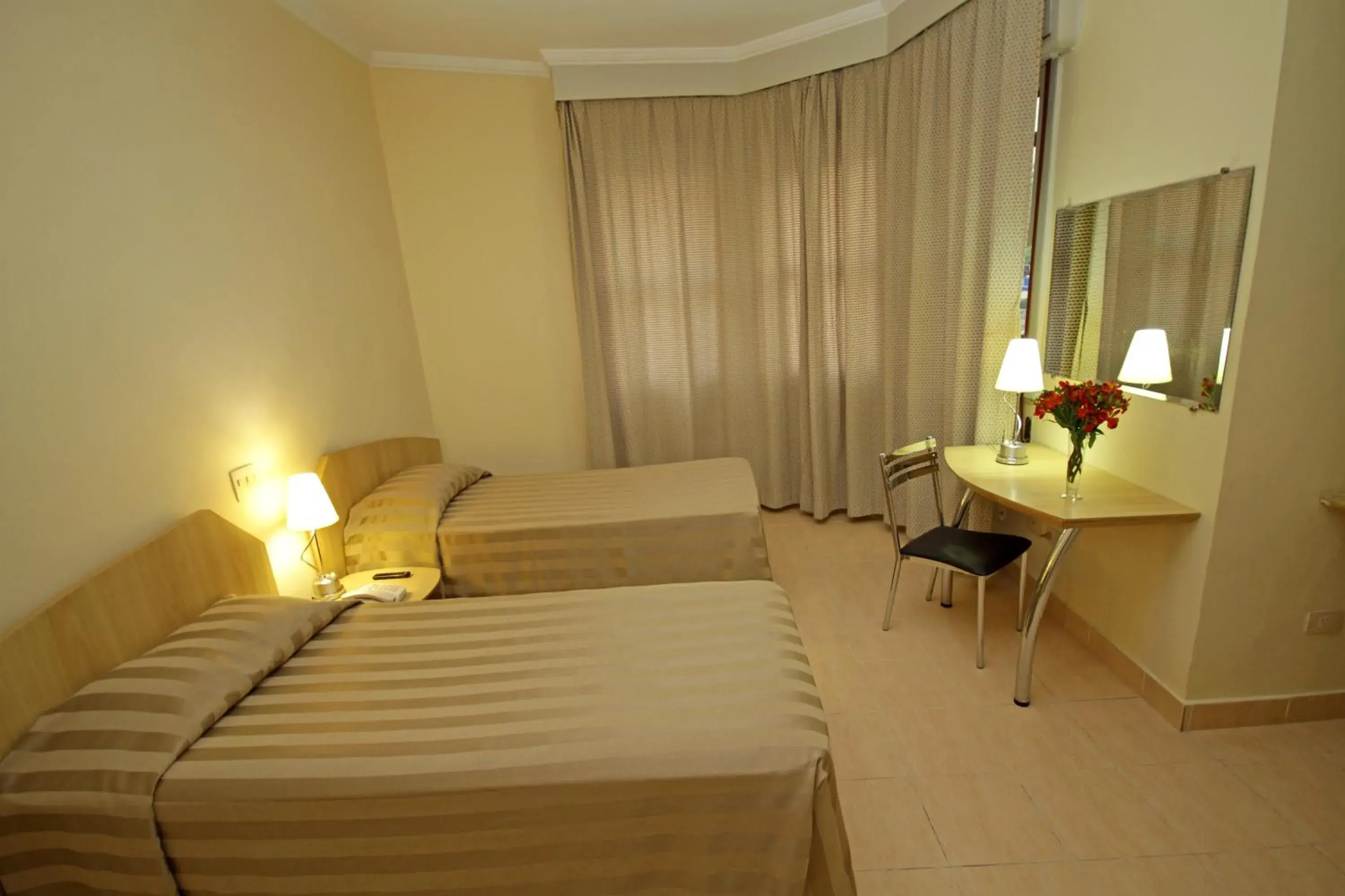 Bedroom, Bed in San Michel Hotel