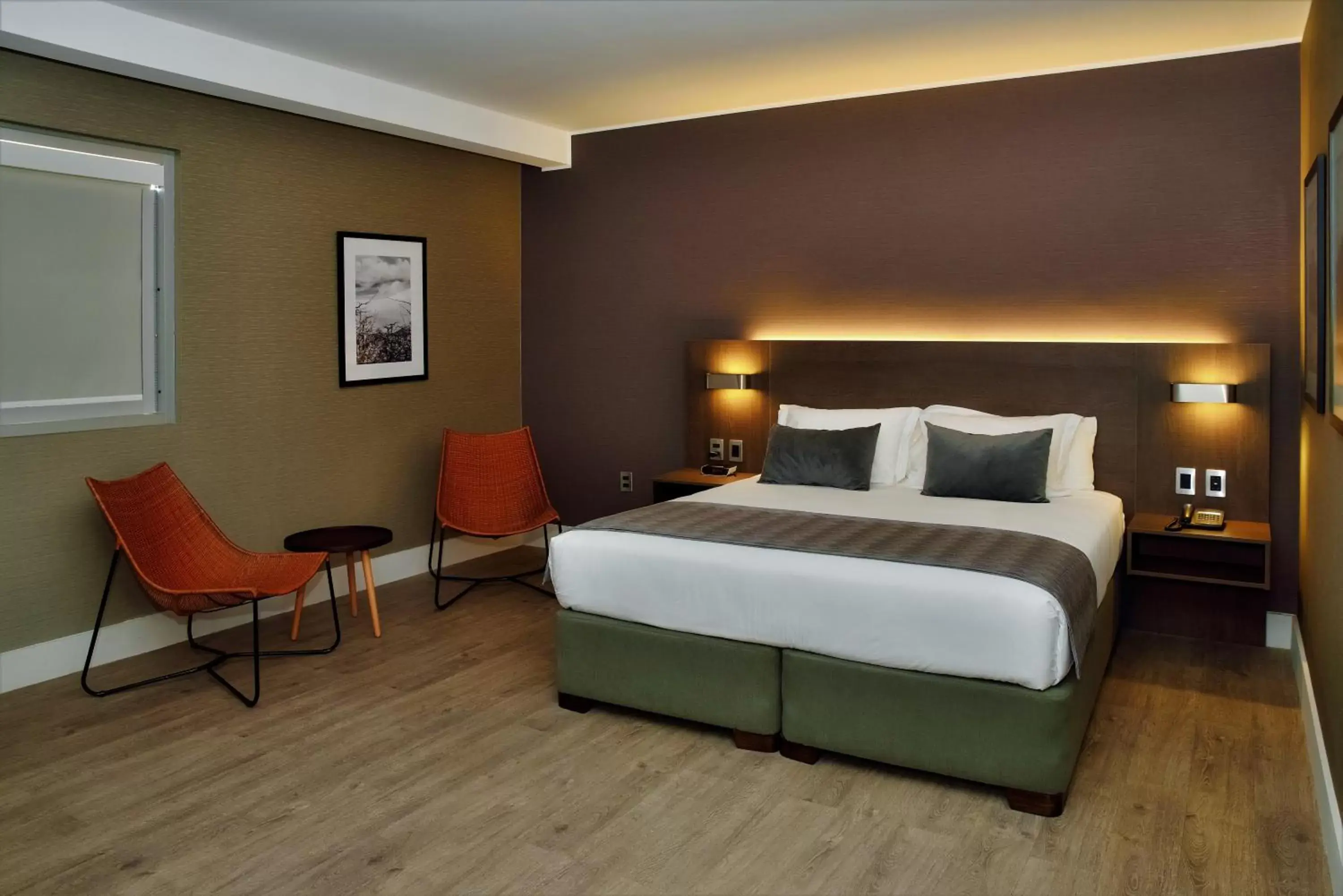 Bedroom, Bed in Radisson Hotel Curico