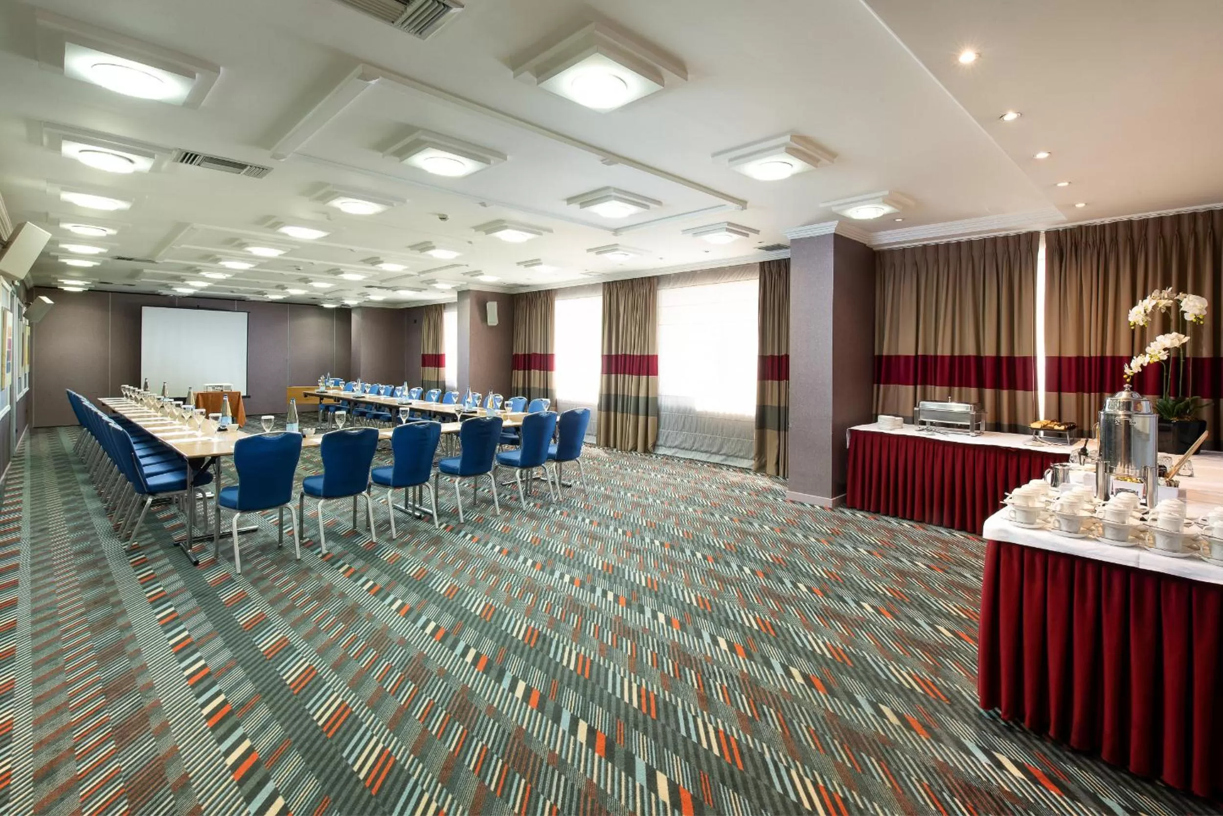 Meeting/conference room in Crowne Plaza Athens City Centre by IHG