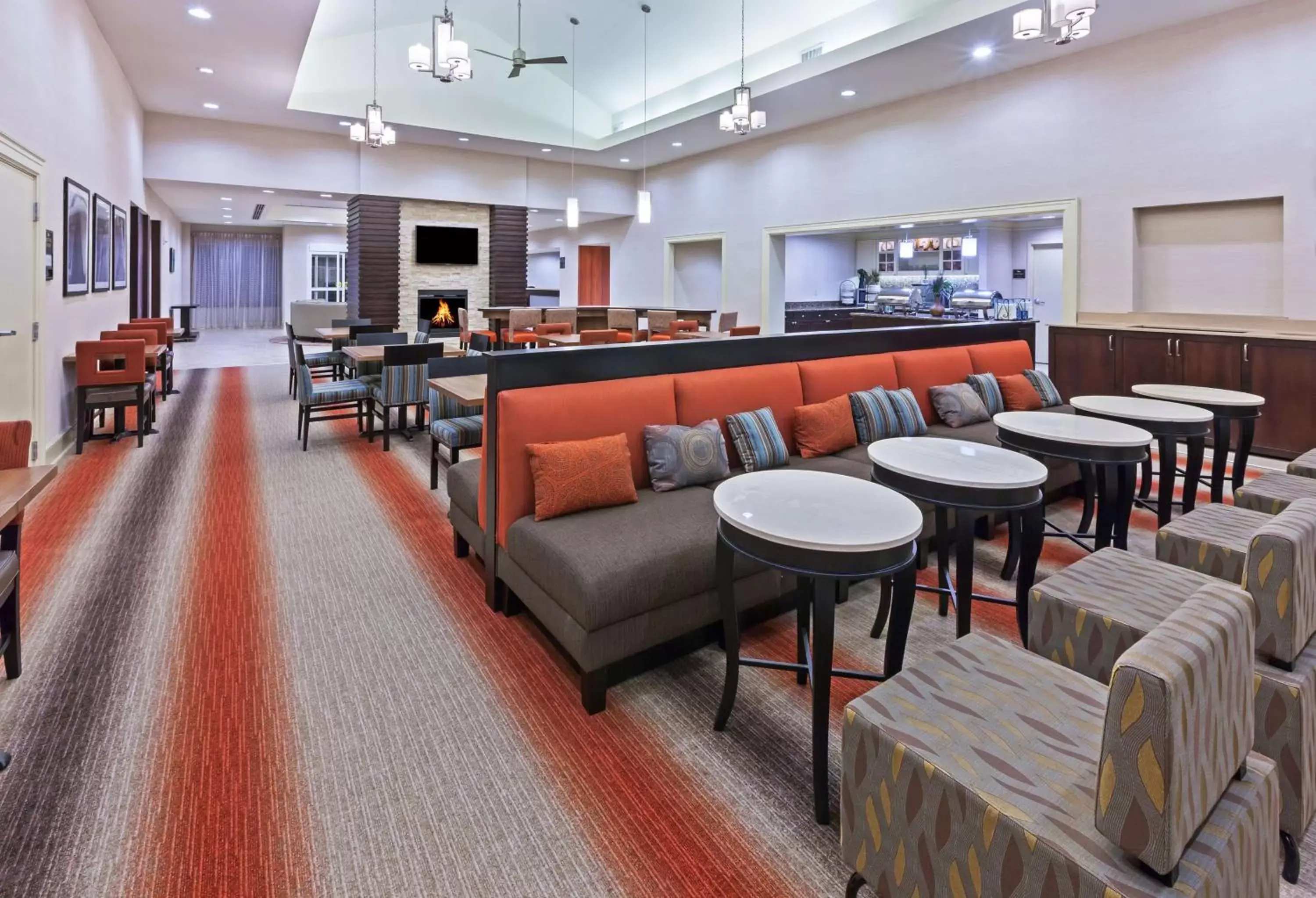 Restaurant/Places to Eat in Homewood Suites Laredo at Mall Del Norte
