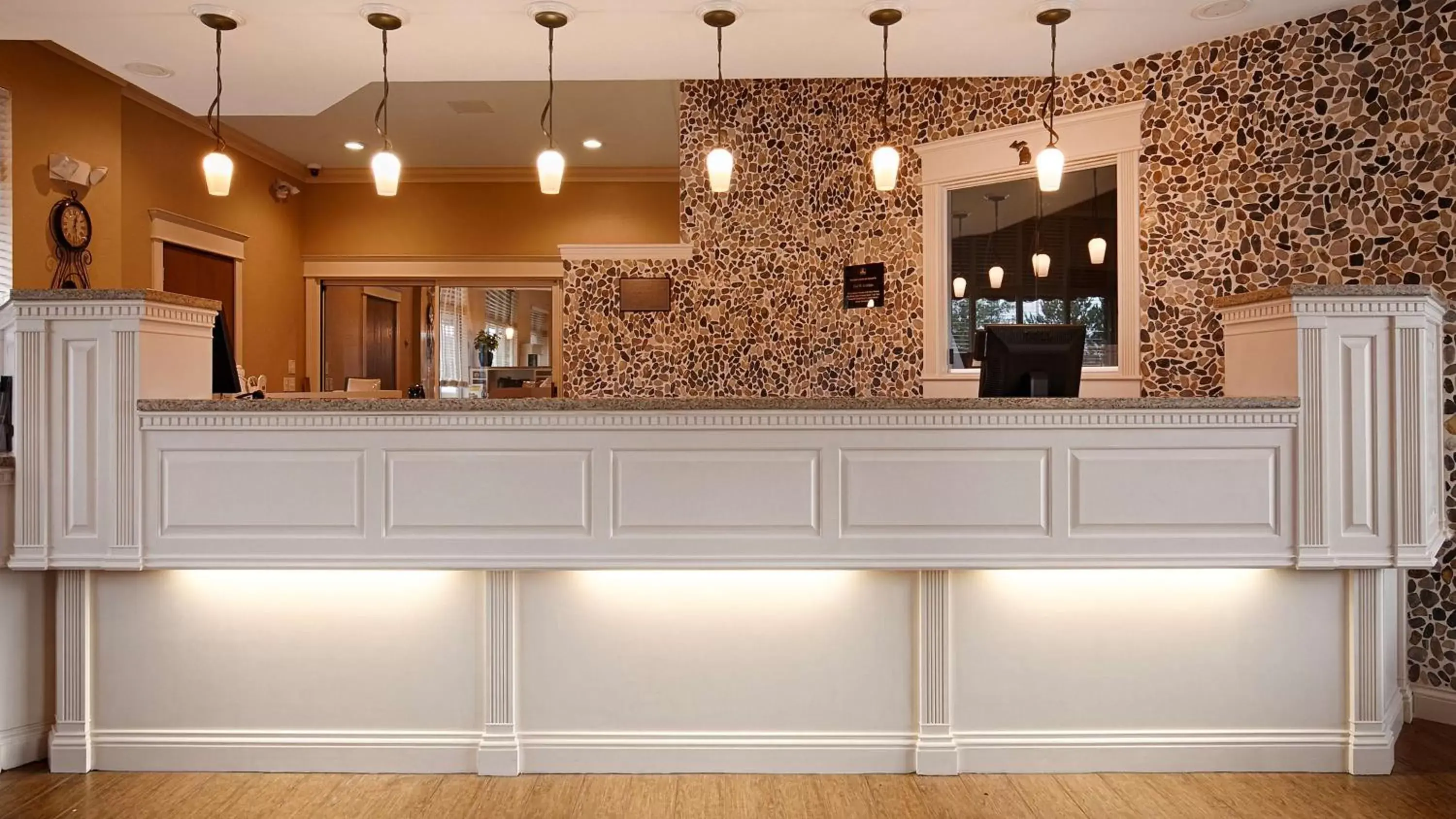 Lobby or reception in Best Western of Harbor Springs