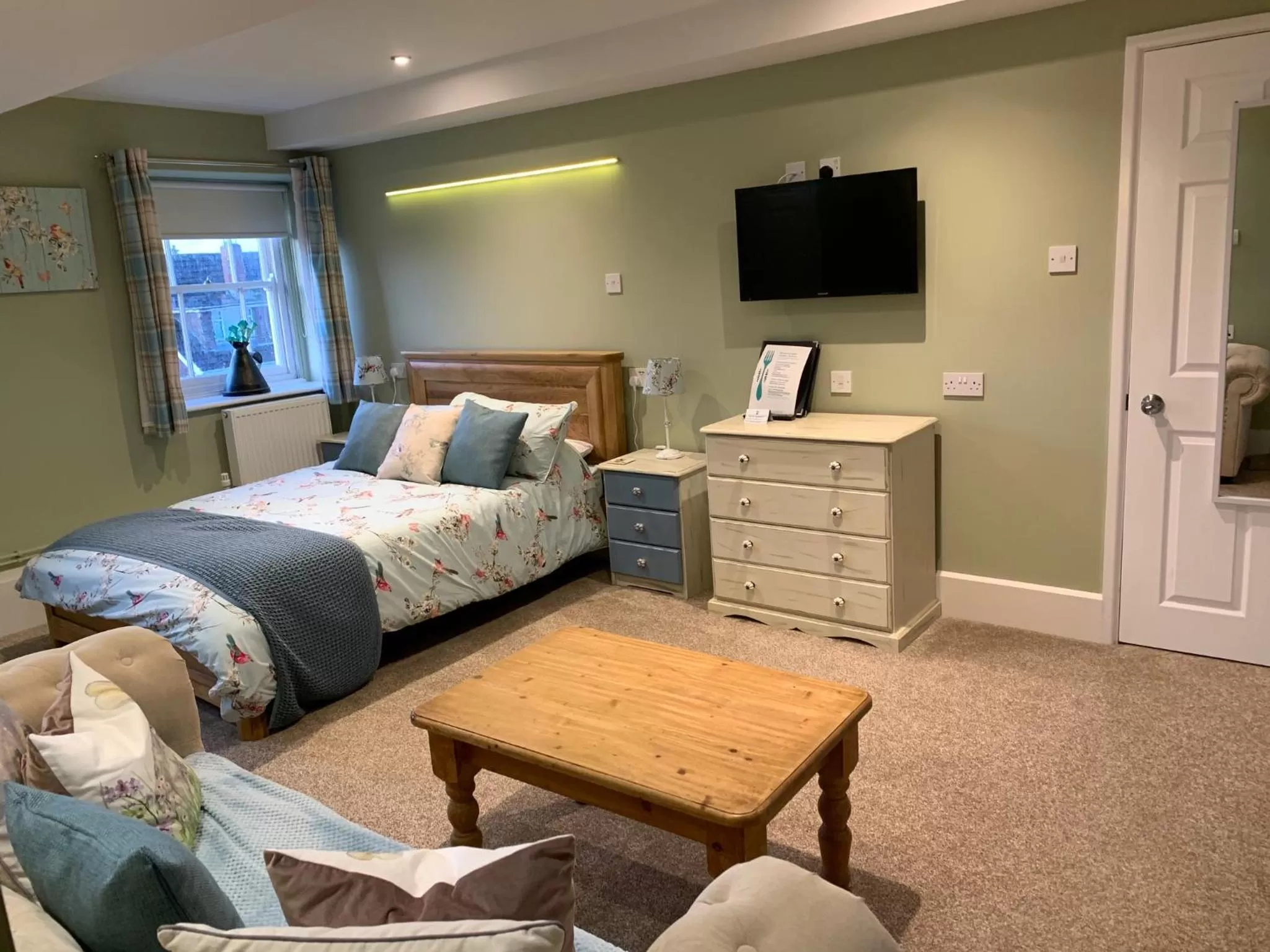 Bed in Lodbourne Farmhouse B&B