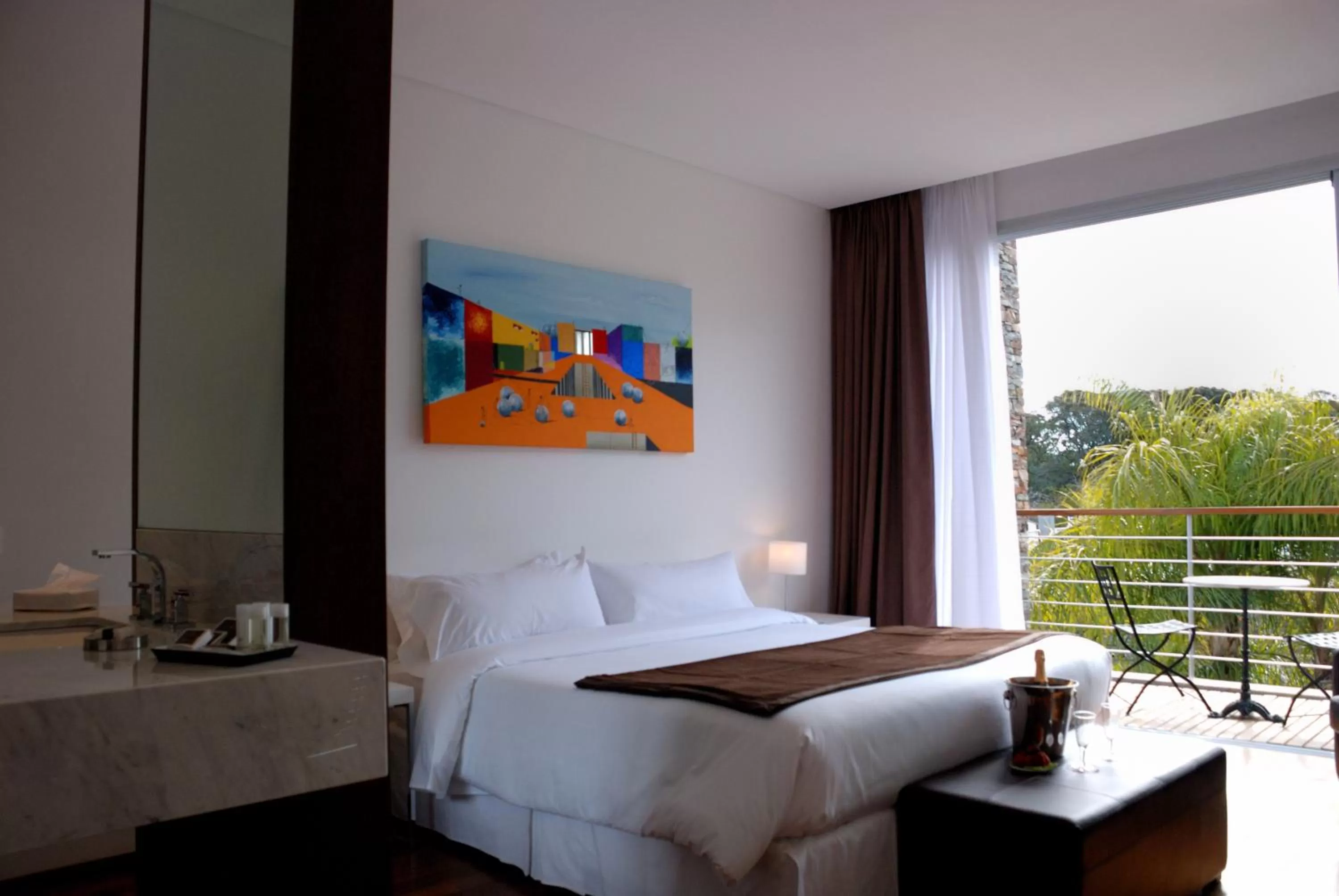 Photo of the whole room, Bed in San Isidro Plaza Hotel