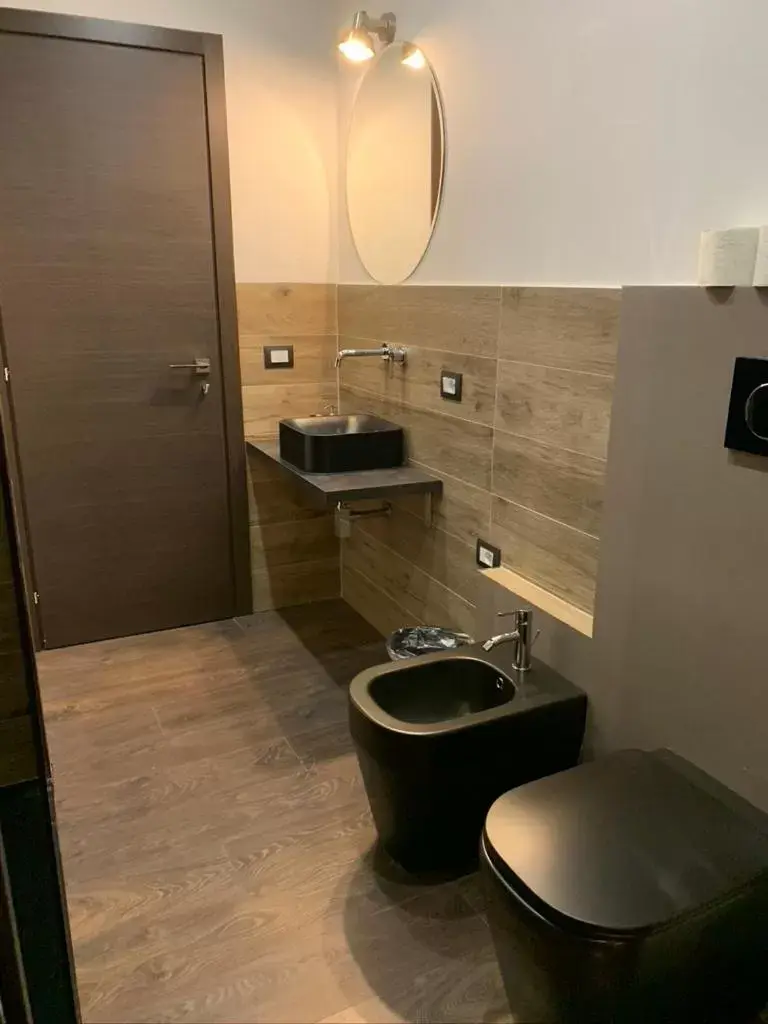 Bathroom in SUITE LAME 37 Rental Rooms