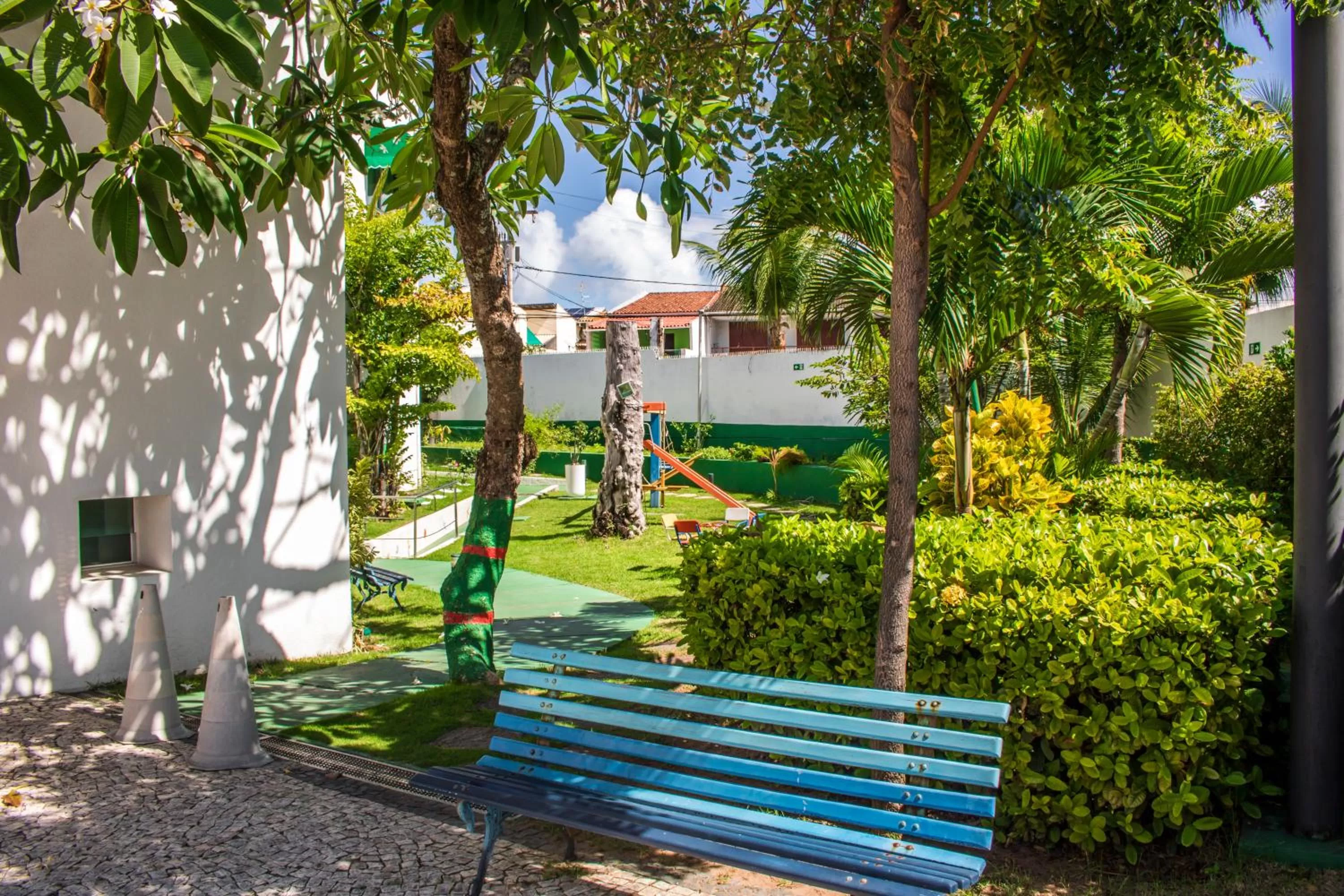 Day in Farol de Itapuã Praia Hotel