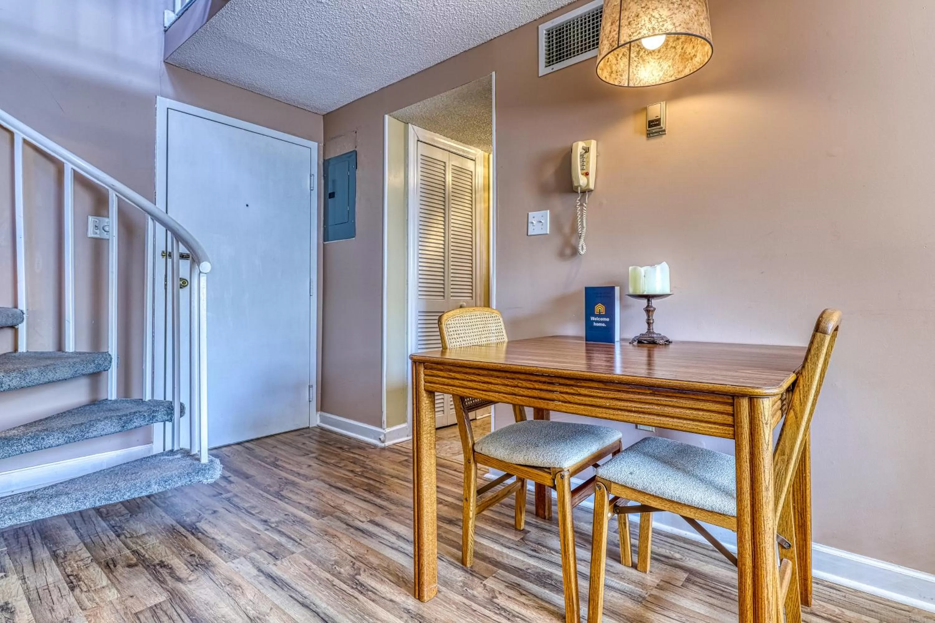 Dining Area in Summit Splendor
