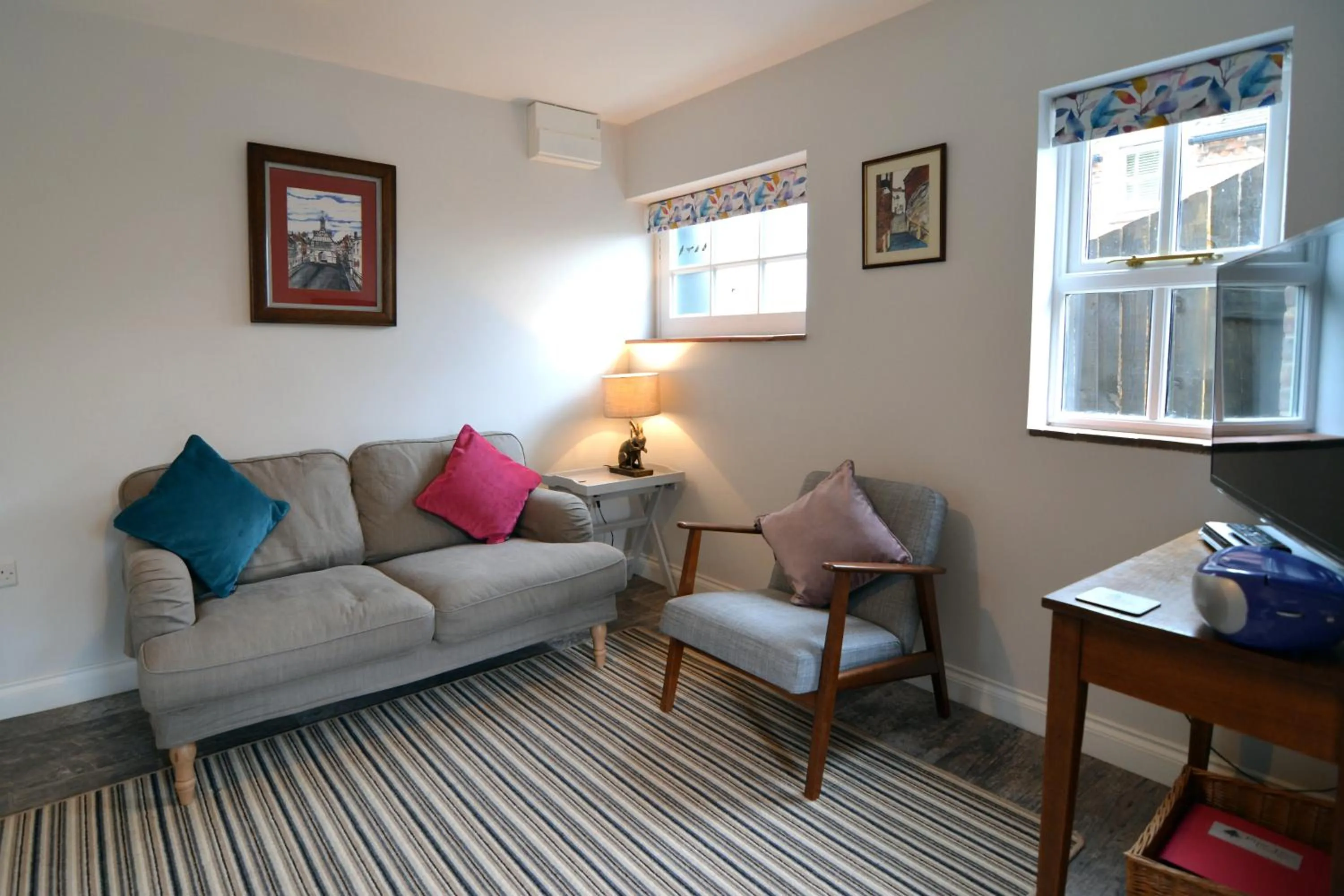 Living room in Pine Tree Lodge, Bridgnorth