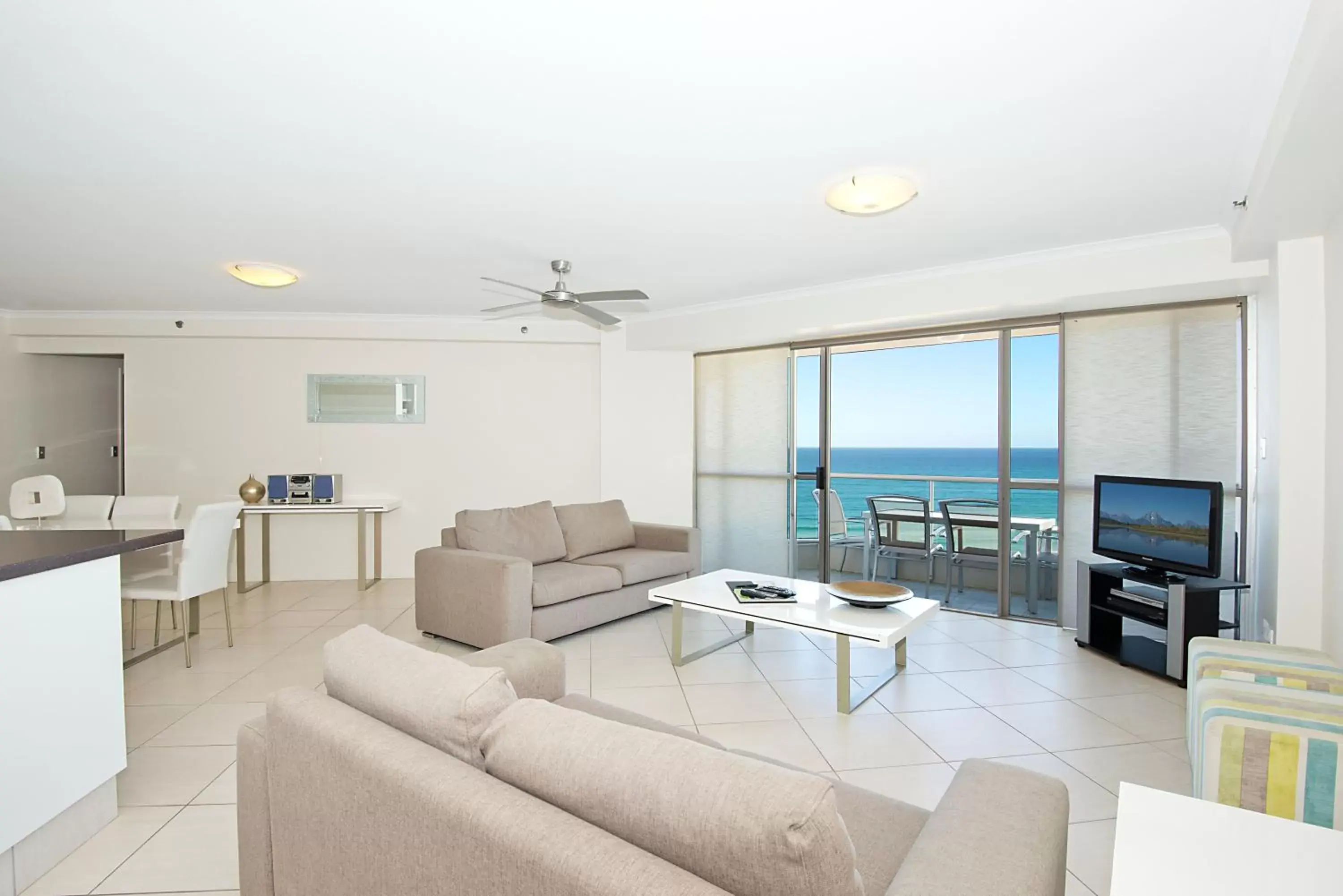 Balcony/Terrace, Seating Area in Points North Apartments