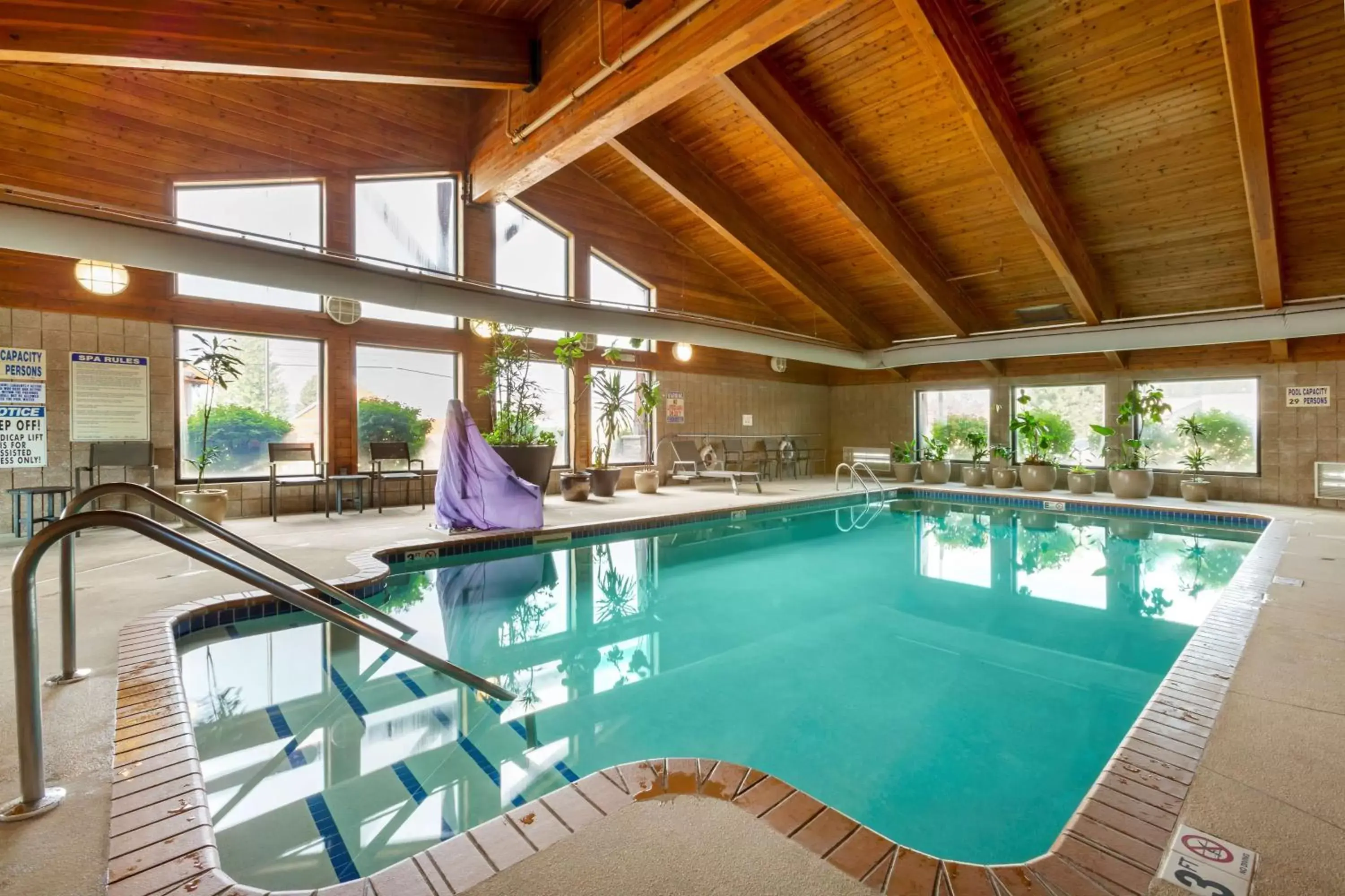 Pool view, Swimming Pool in Best Western Plus McCall Lodge and Suites