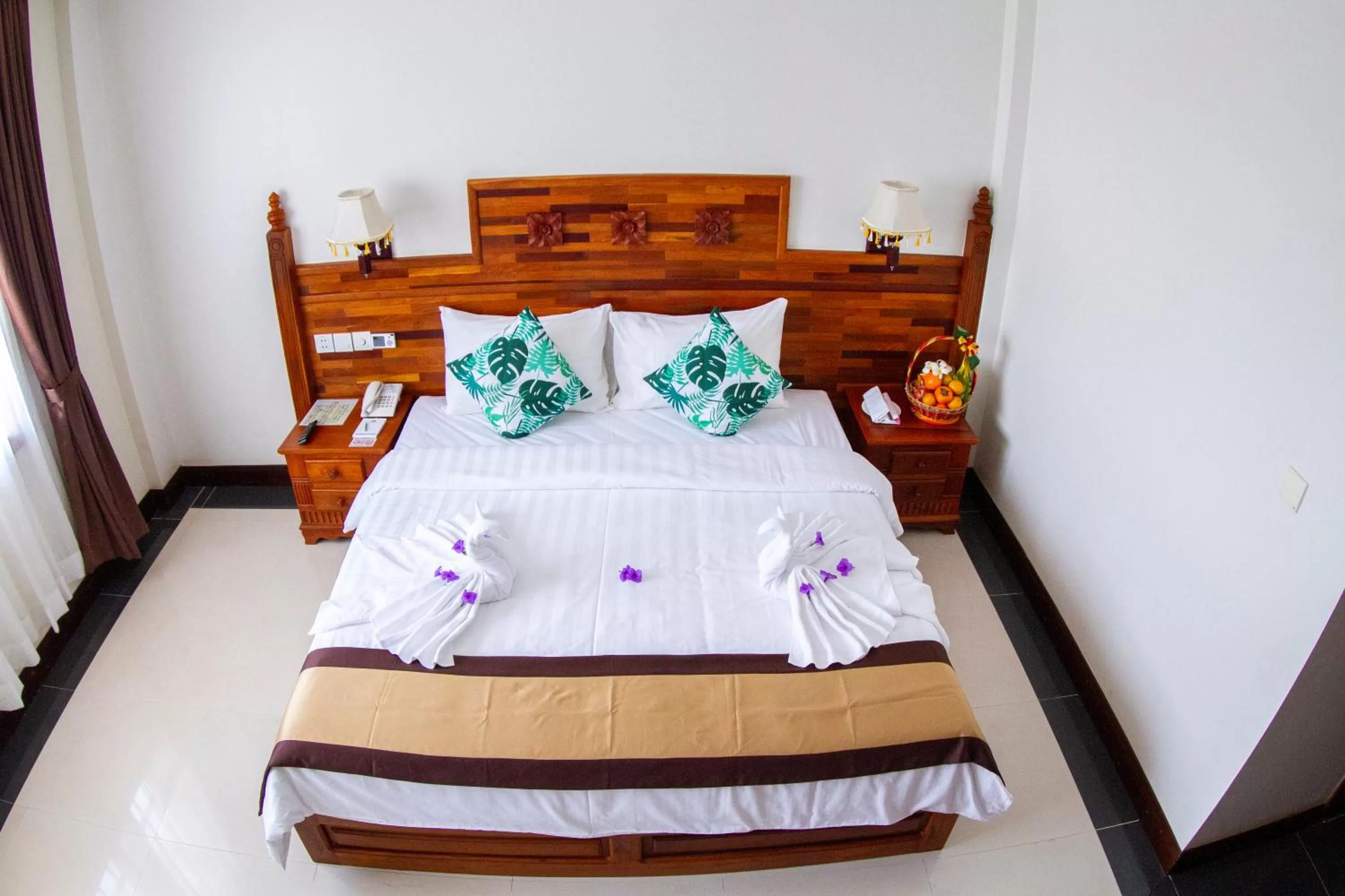 Bedroom, Bed in Kampong Thom Palace Hotel