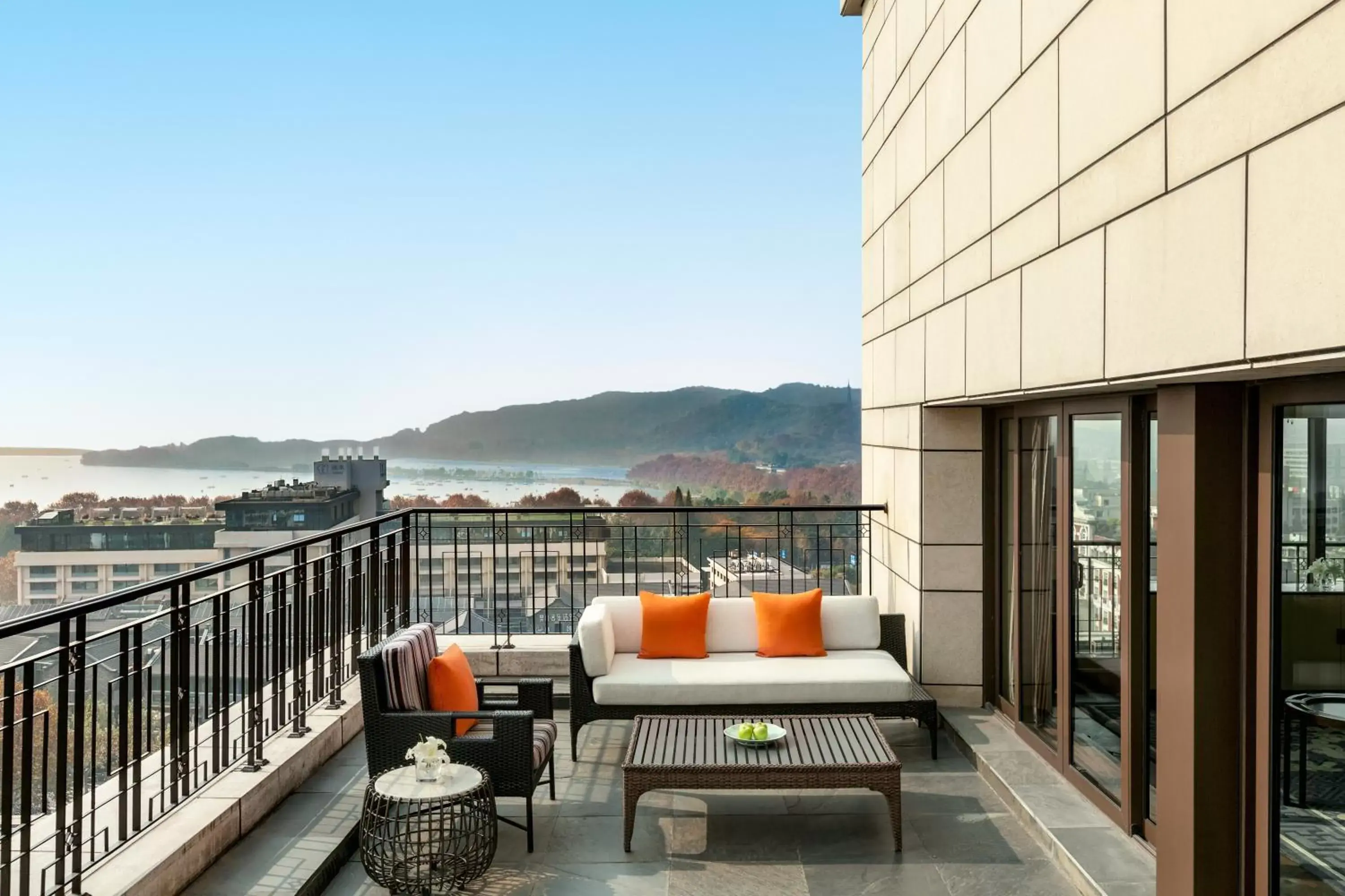 View (from property/room), Balcony/Terrace in Midtown Shangri-La, Hangzhou