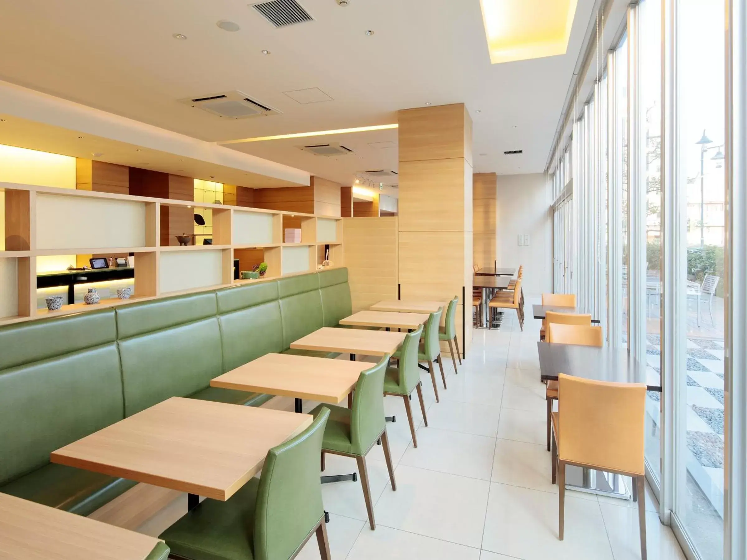 Lounge or bar in Candeo Hotels Handa Lounge or bar in Candeo Hotels Handa