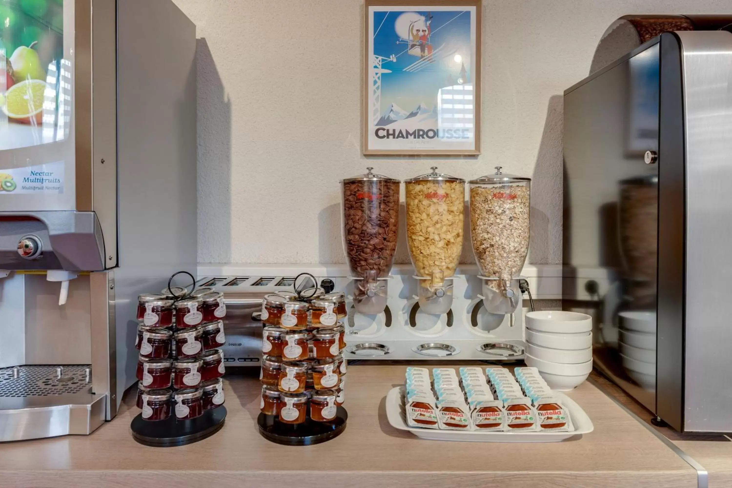 Continental breakfast in Residhotel Le Central'Gare