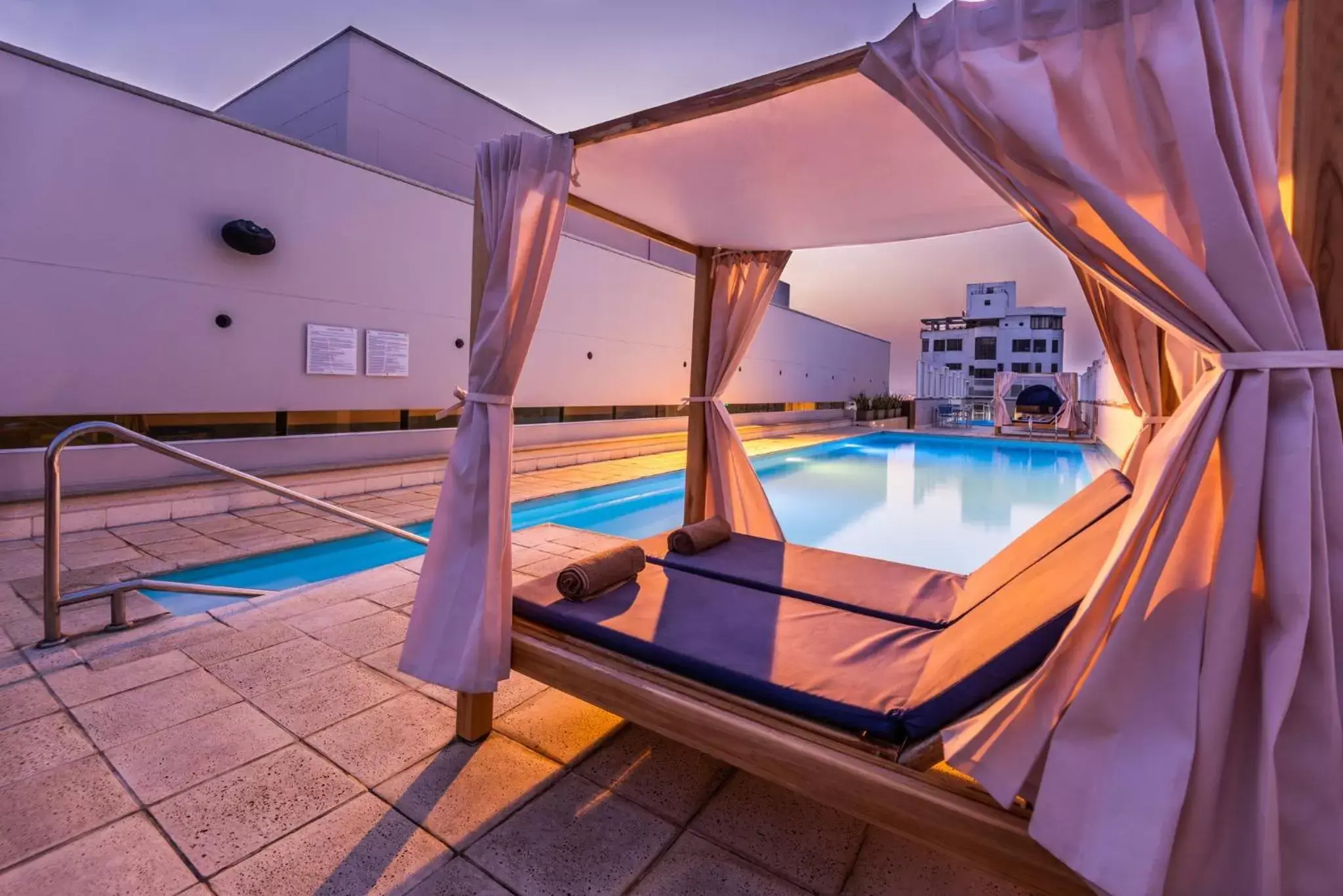 Swimming Pool in Holiday Inn Express - Cartagena Bocagrande, an IHG Hotel