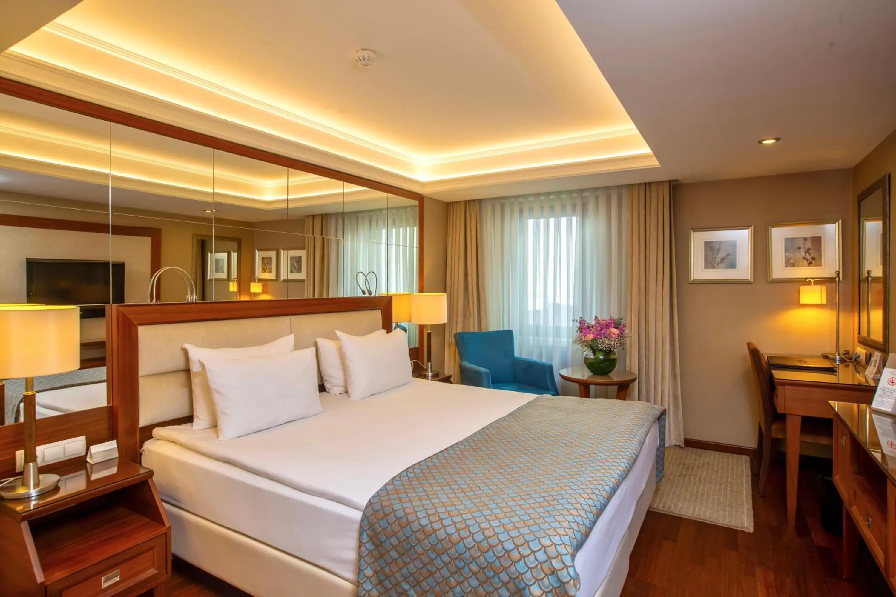 Photo of the whole room, Bed in Marigold Thermal & Spa Hotel Bursa