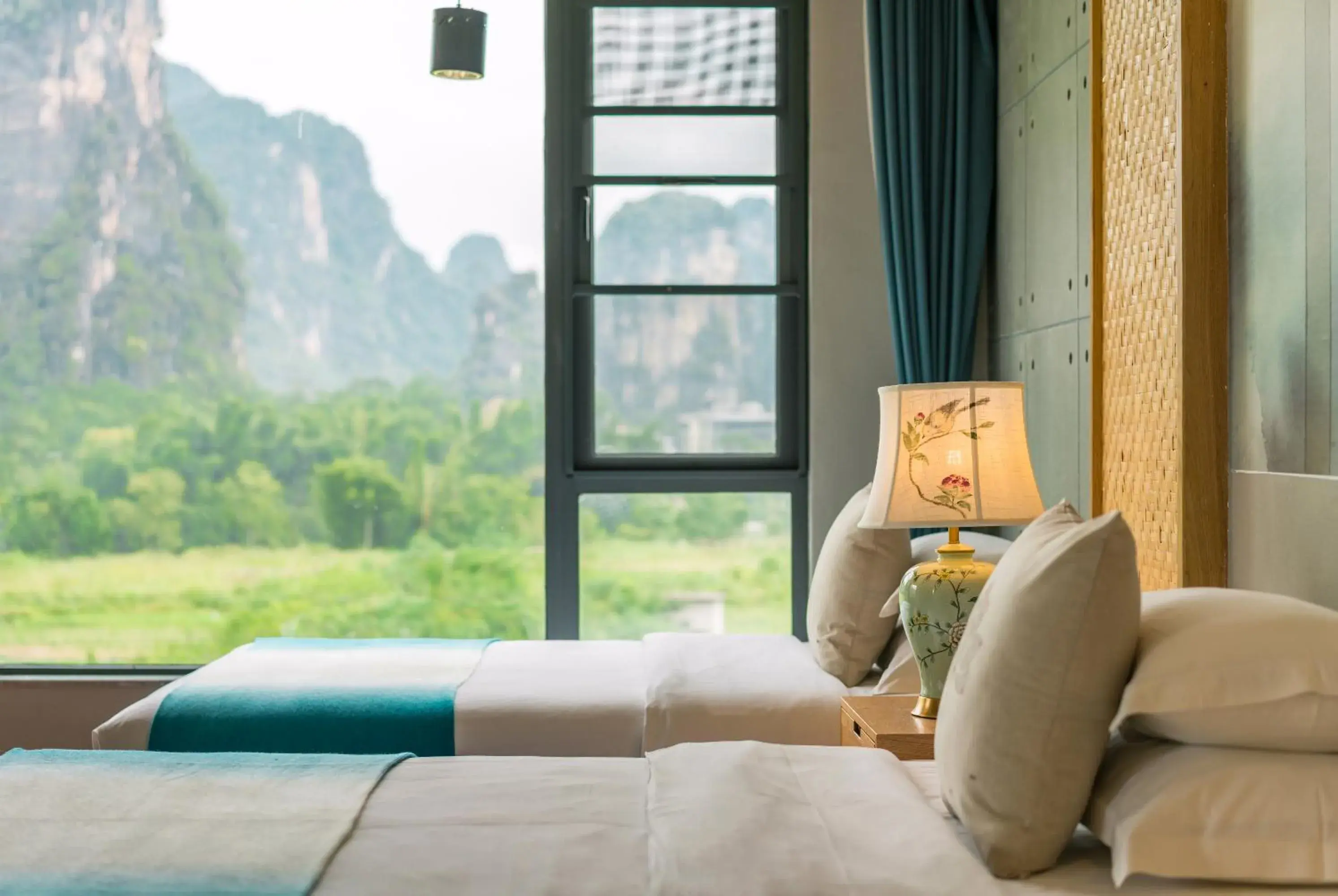 Bed in Yangshuo Zen Garden Resort