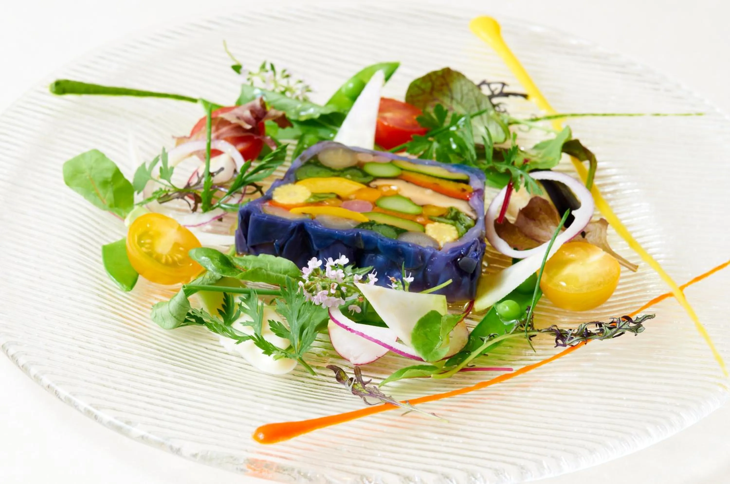 Food and drinks in Hotel Niwa Tokyo