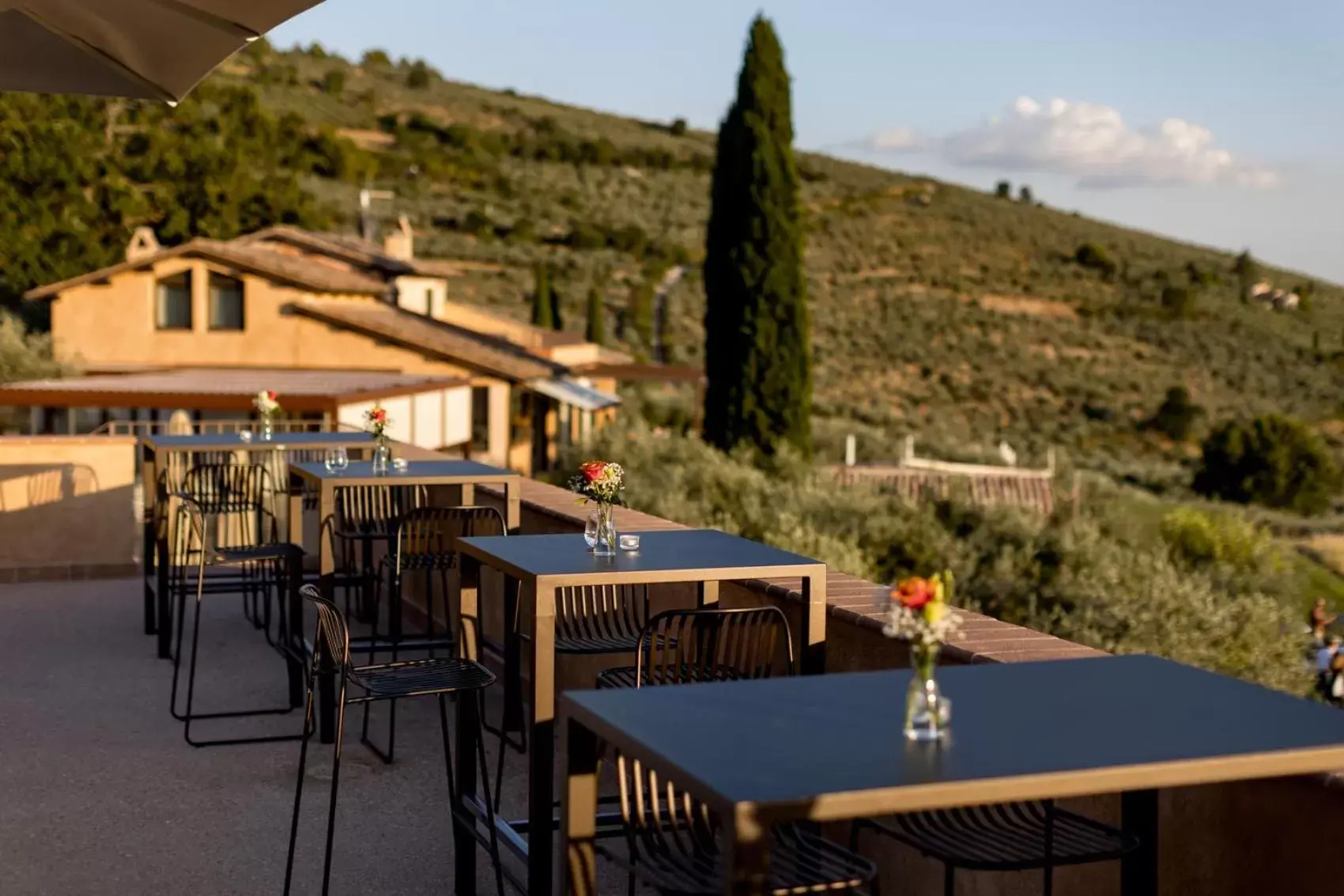 Balcony/Terrace, Restaurant/Places to Eat in La Quercetta