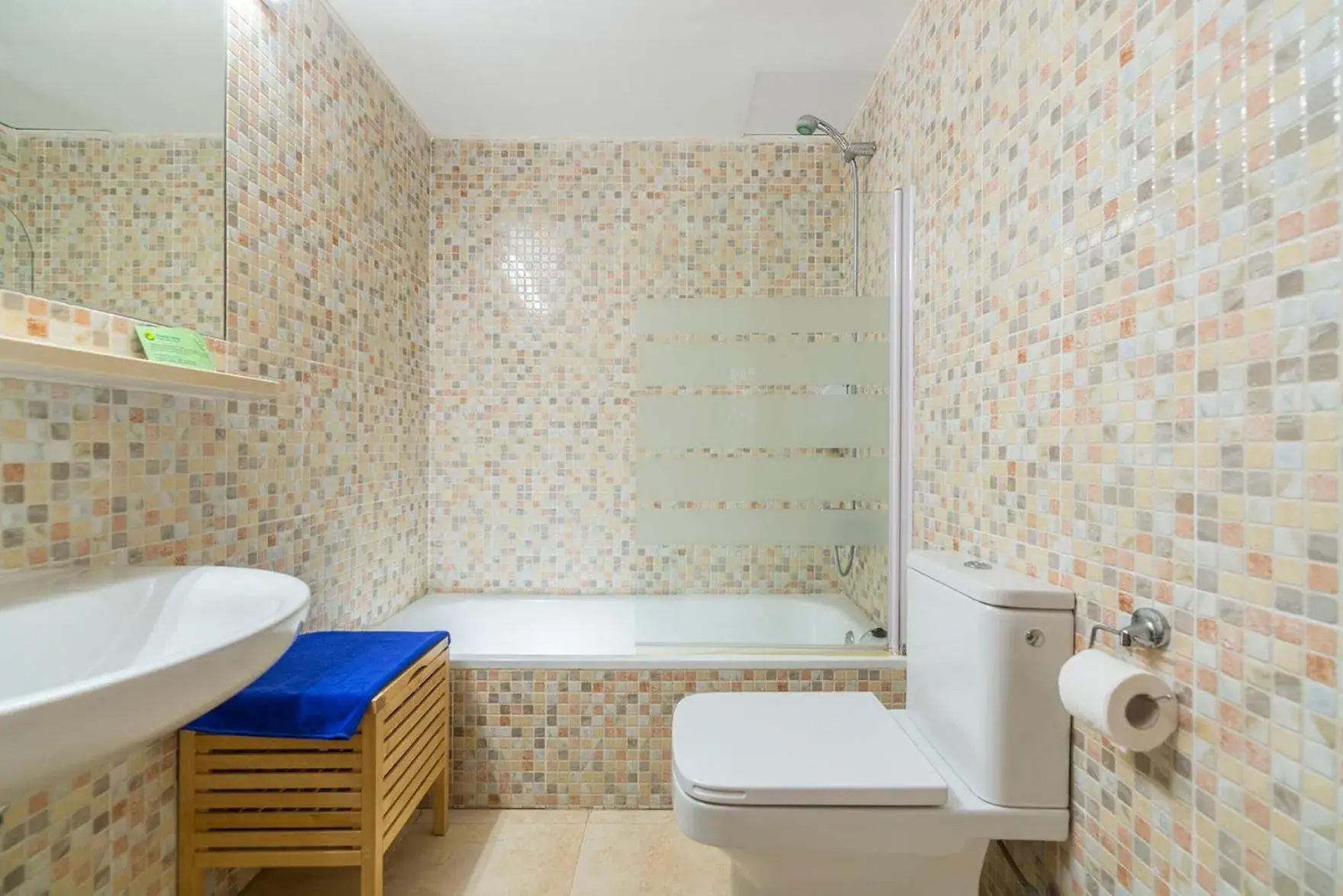 Toilet, Bathroom in Apartaments Els Llorers