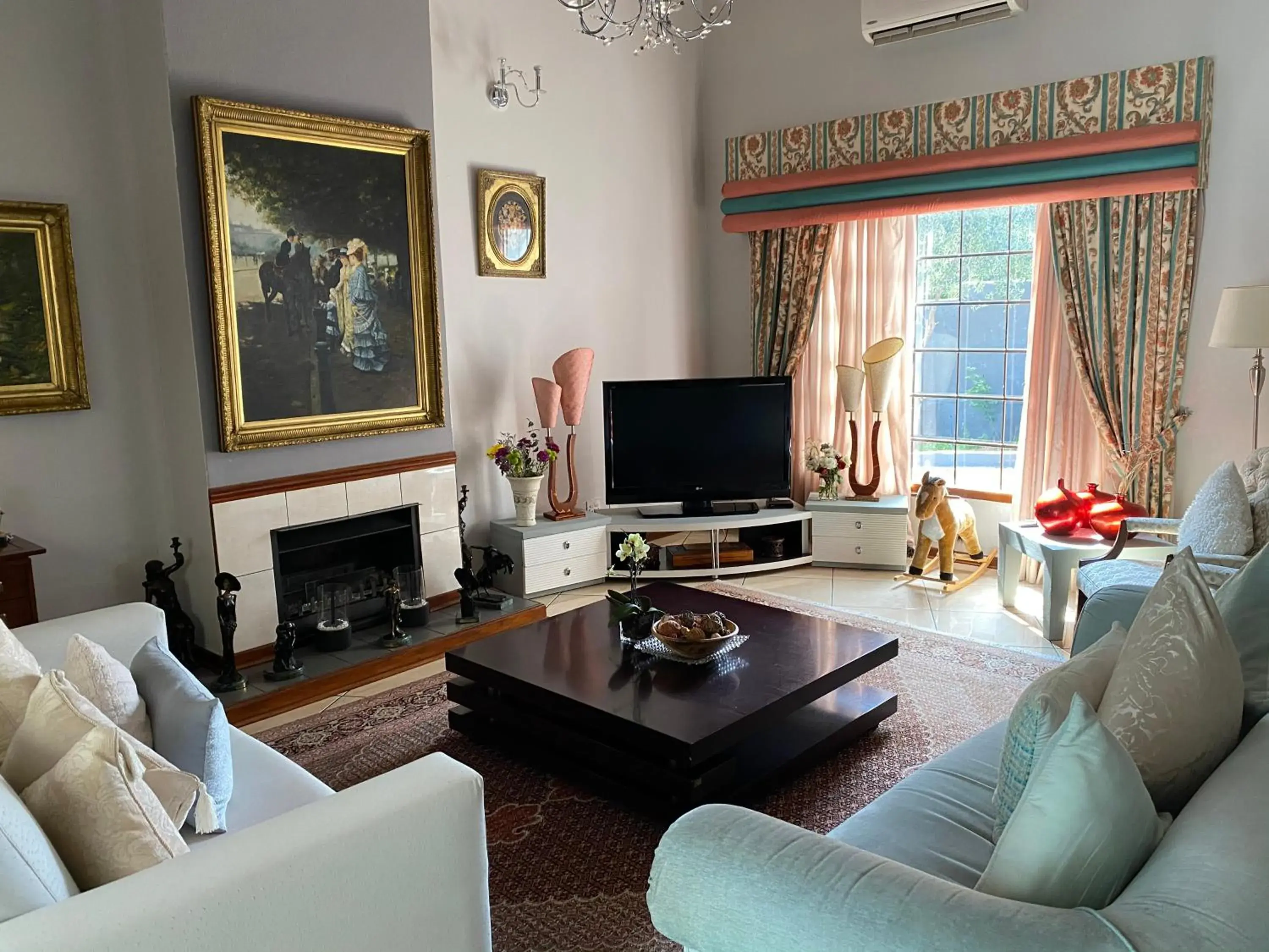 Living room, Seating Area in Marion Lodge