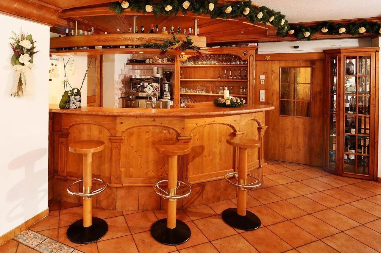 Lounge or bar in Hotel Tyrol