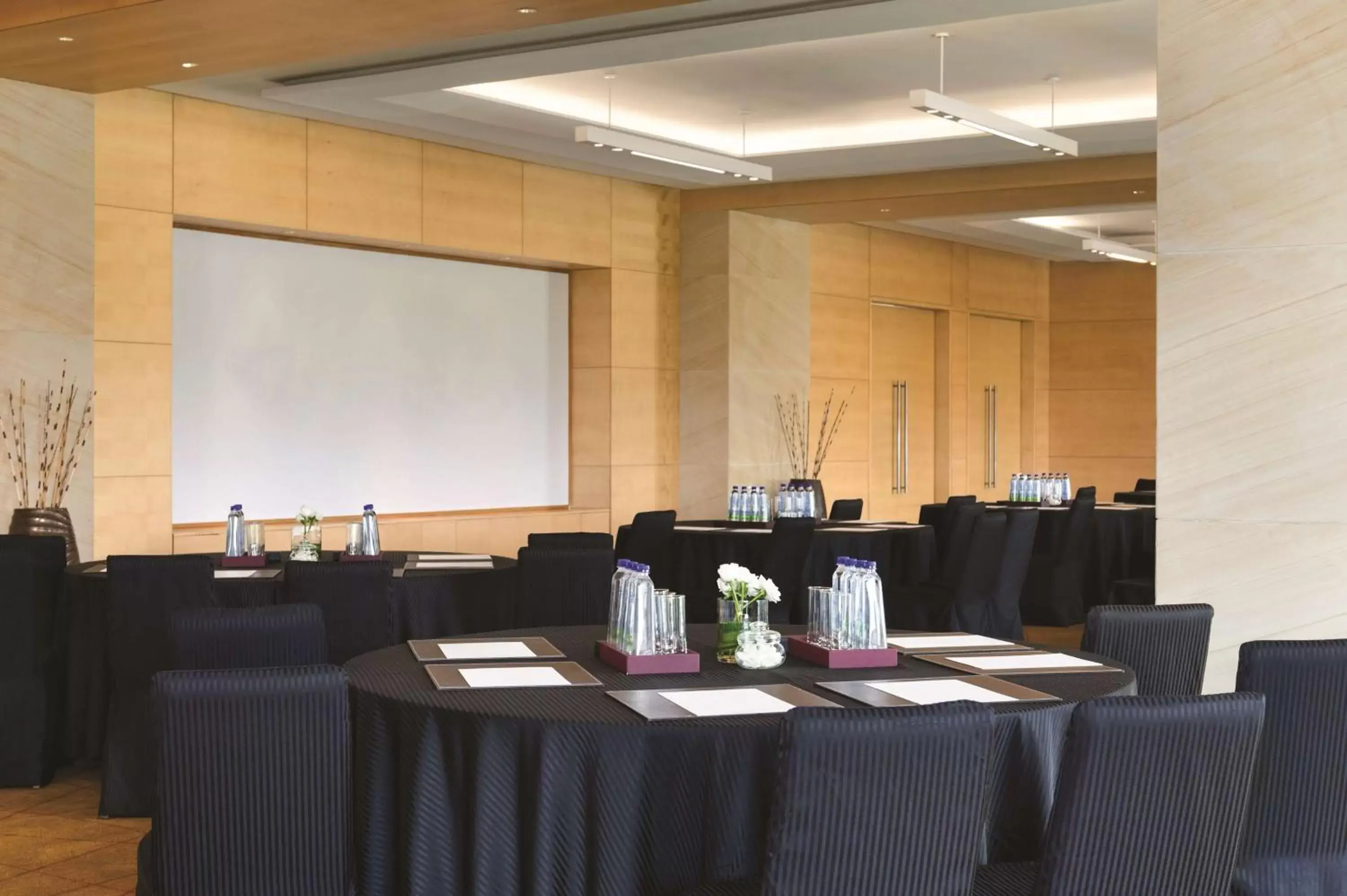 Lobby or reception in Hyatt Regency Chennai