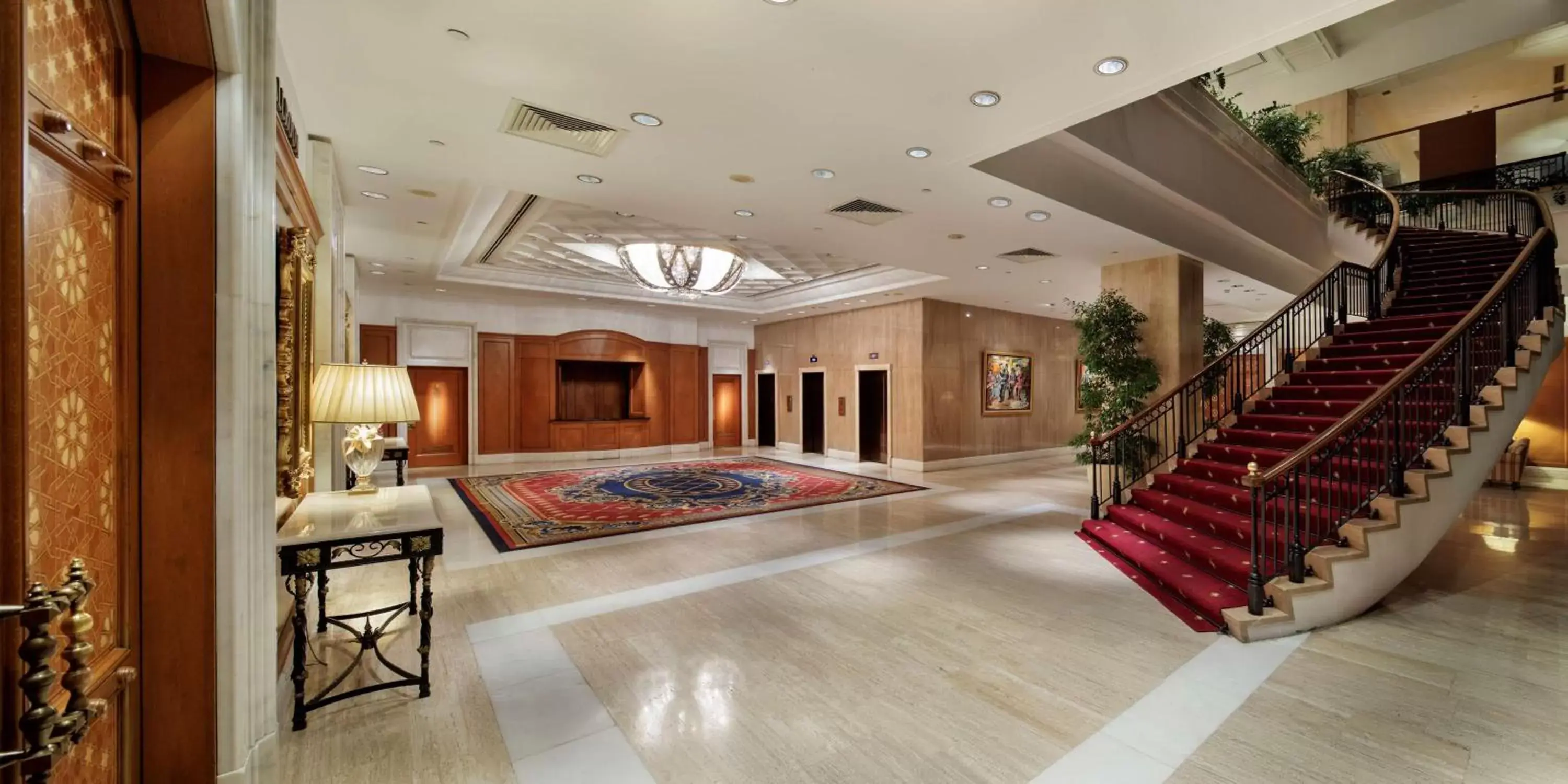 Meeting/conference room, Lobby/Reception in Hilton Istanbul Bosphorus