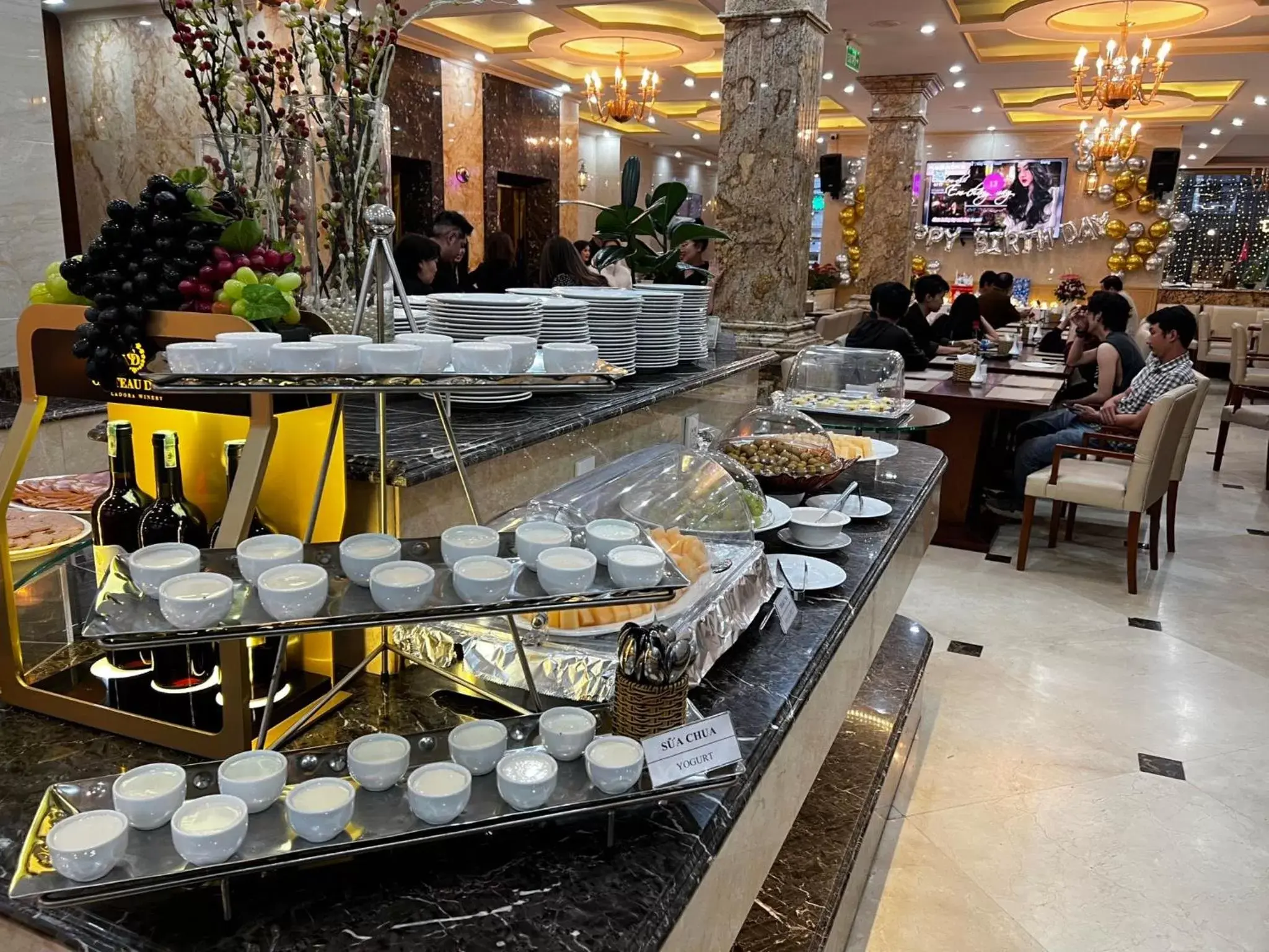 Breakfast in Roy Dala Hotel