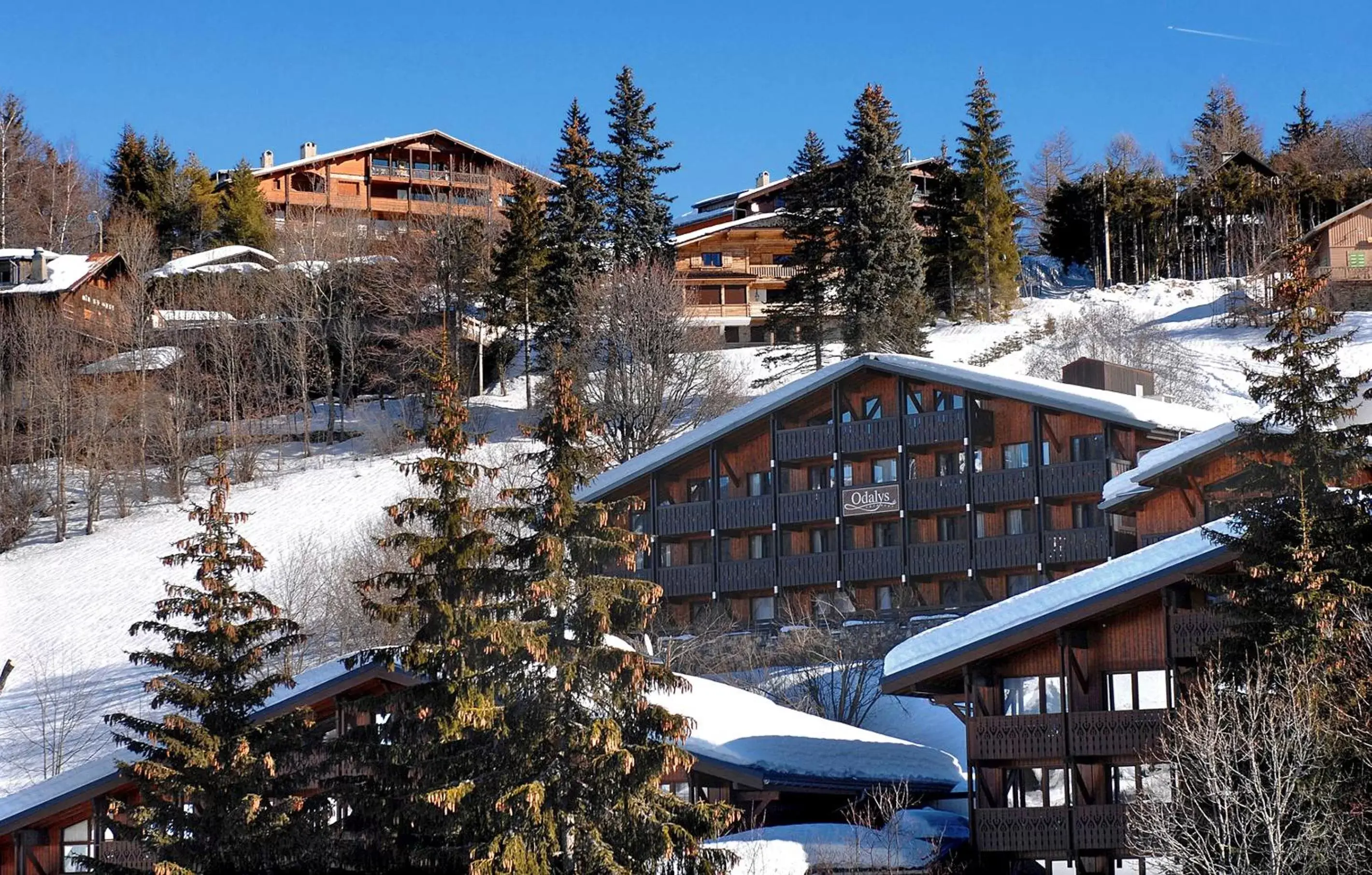 Facade/entrance, Winter in Mamie Megève