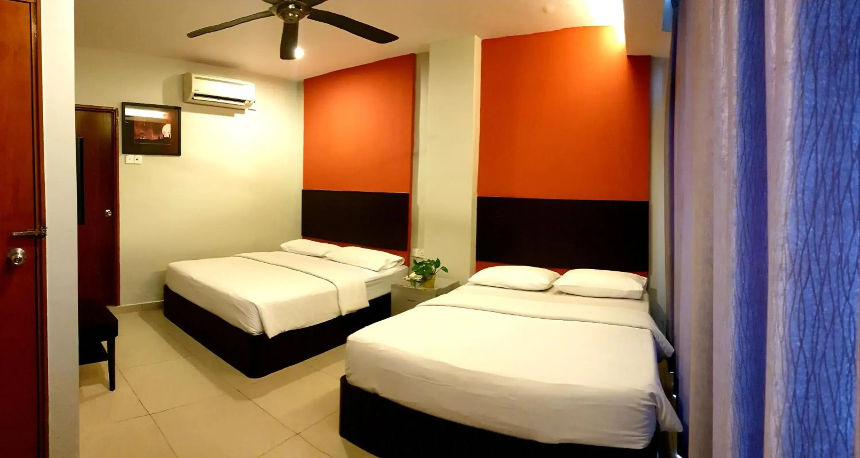 Family Room in Golden Court Hotel - Tun Abdul Razak Family Room in Golden Court Hotel - Tun Abdul Razak