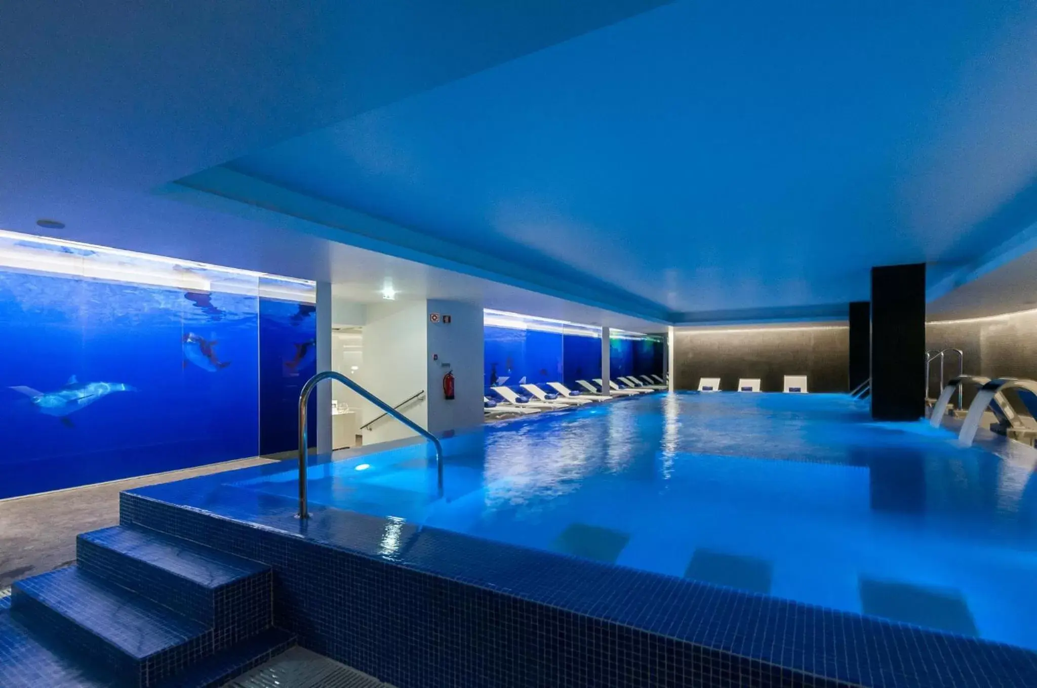 Spa and wellness centre/facilities, Swimming Pool in Jupiter Lisboa Hotel