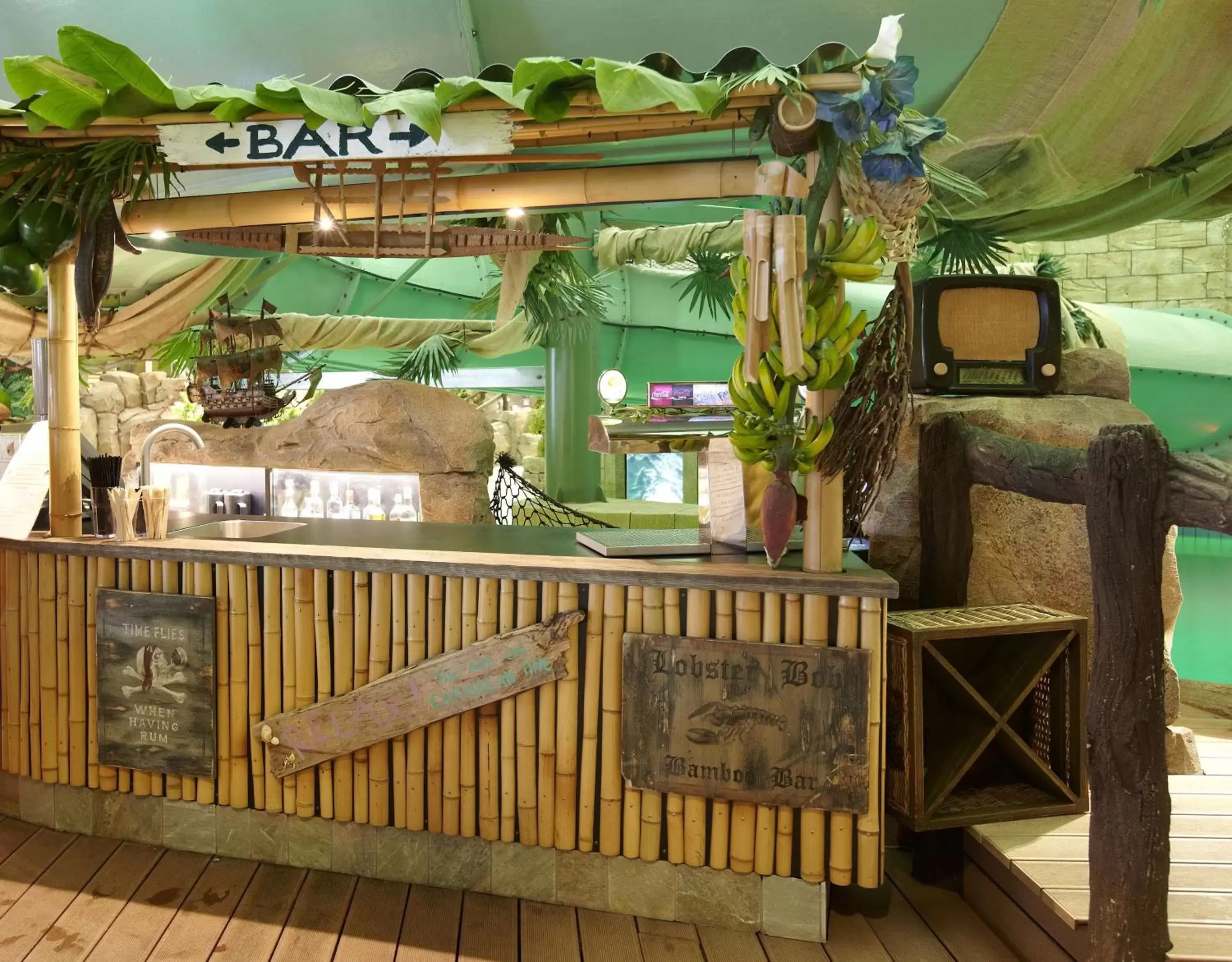 Lounge or bar in Scandic The Reef