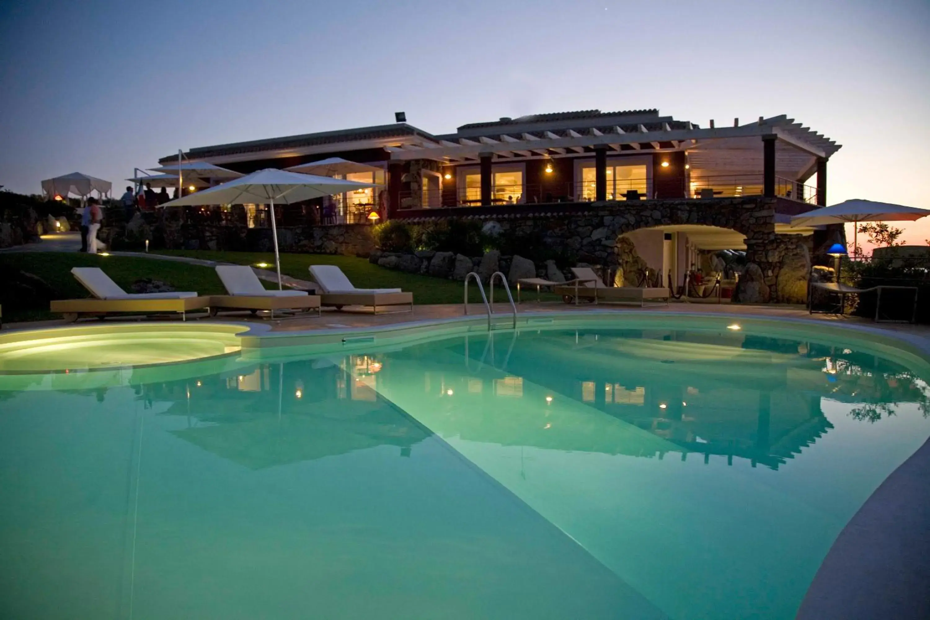 Swimming pool, Property Building in Bajaloglia Resort