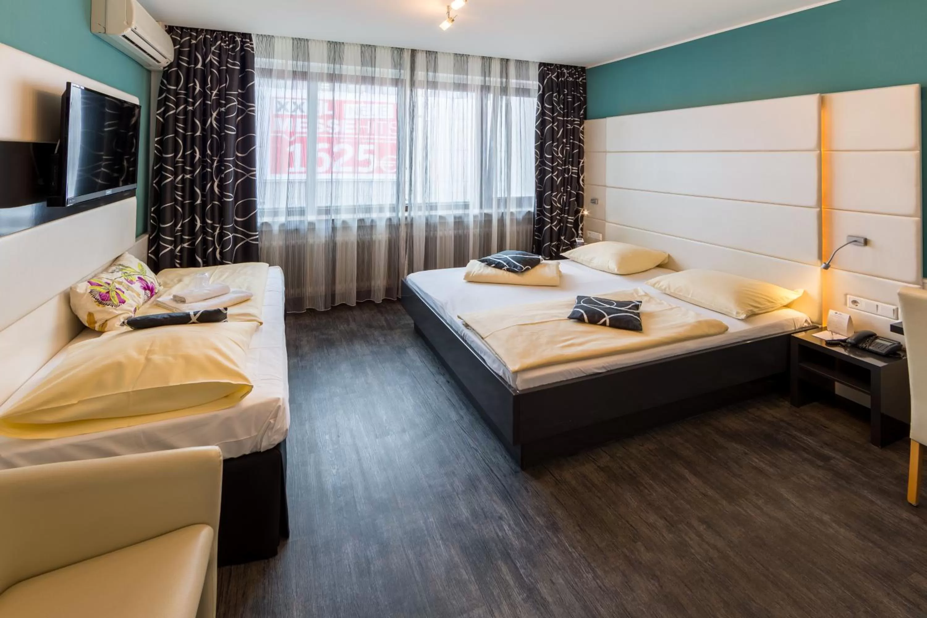 Staff, Bed in Best Western Hotel Würzburg-Süd