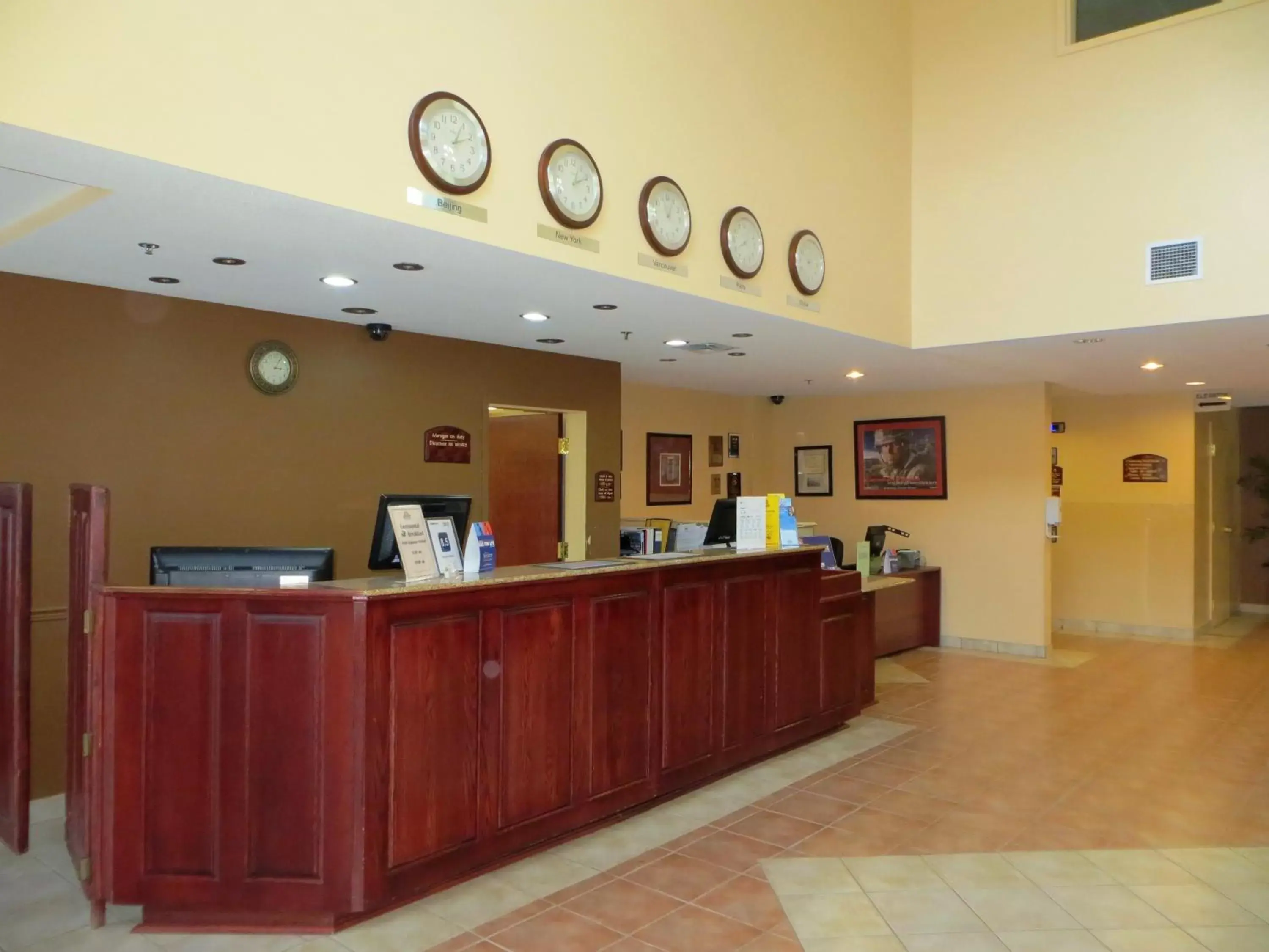Lobby or reception, Lobby/Reception in Days Inn by Wyndham Oromocto Conference Centre