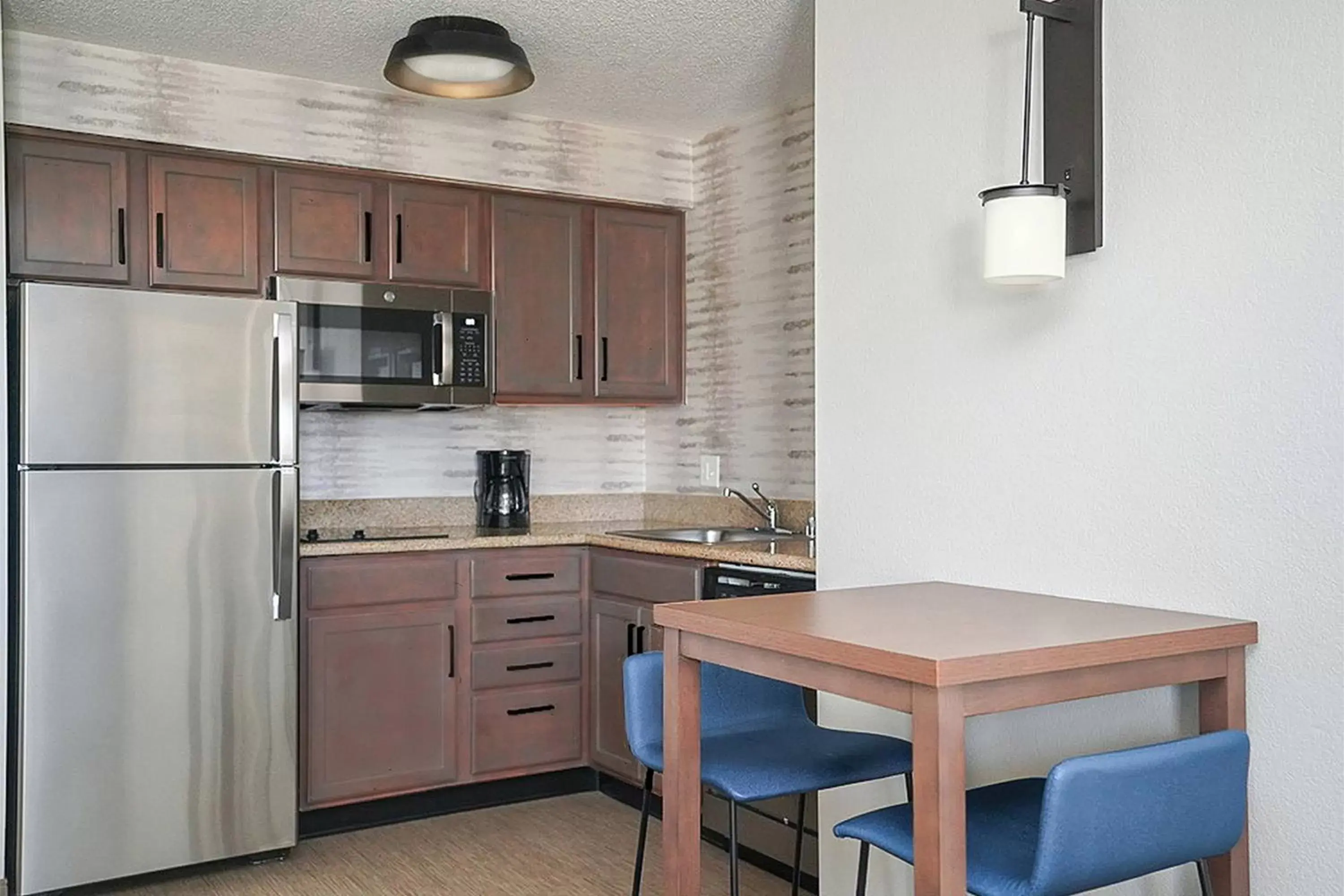 Kitchen or kitchenette, Kitchen/Kitchenette in Residence Inn Colorado Springs North/Air Force Academy
