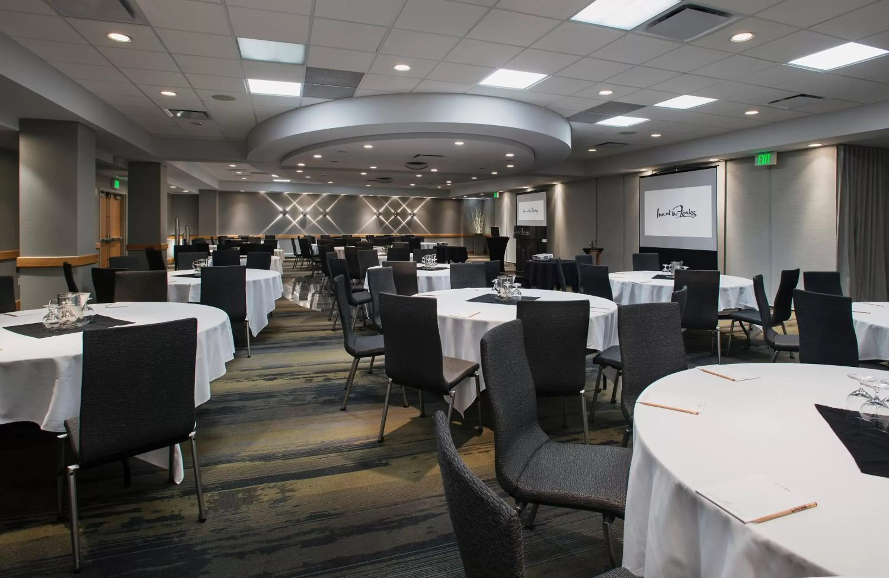 Banquet/Function facilities in Inn at the Forks
