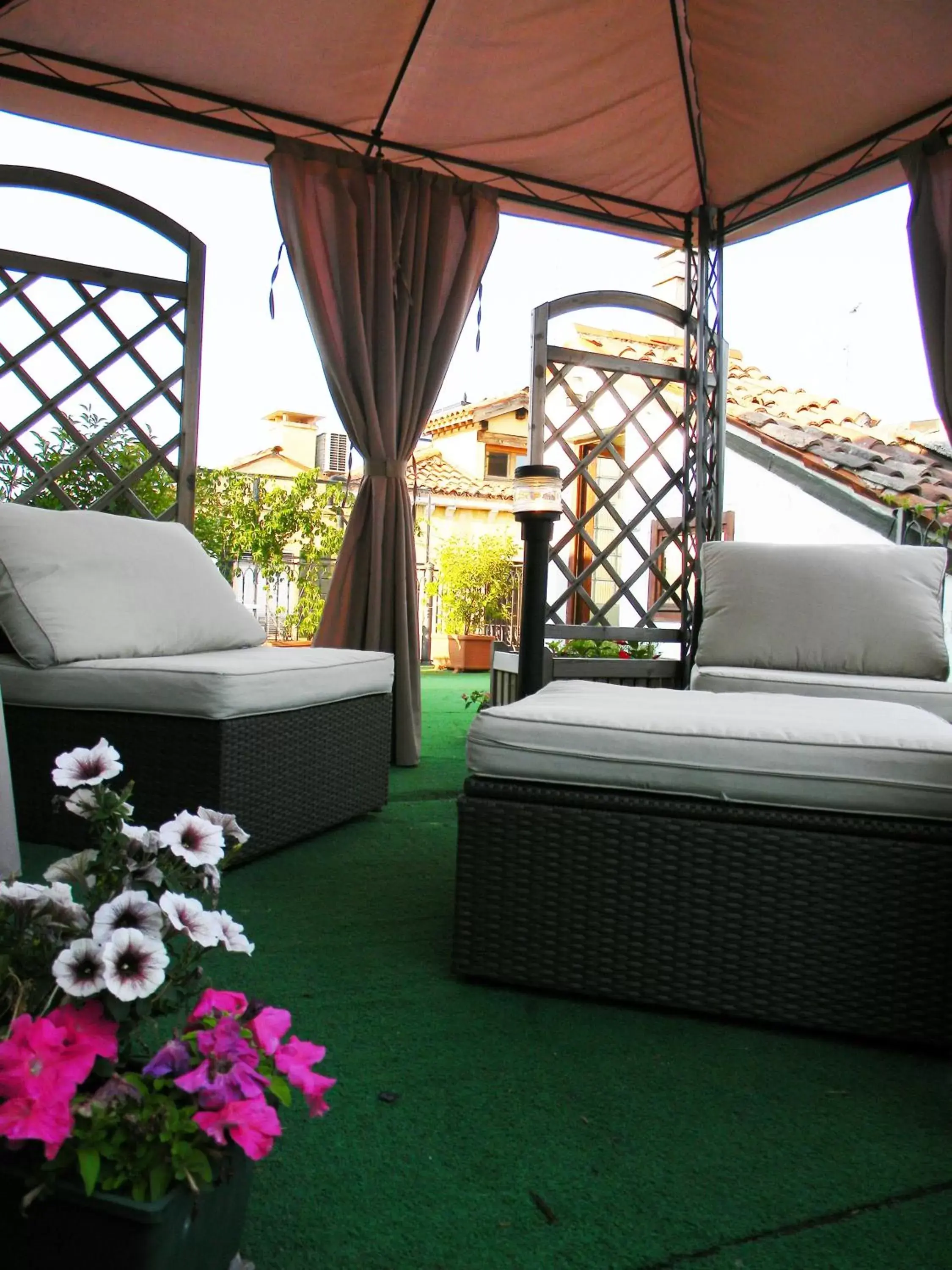 Patio in Hotel Pantalon